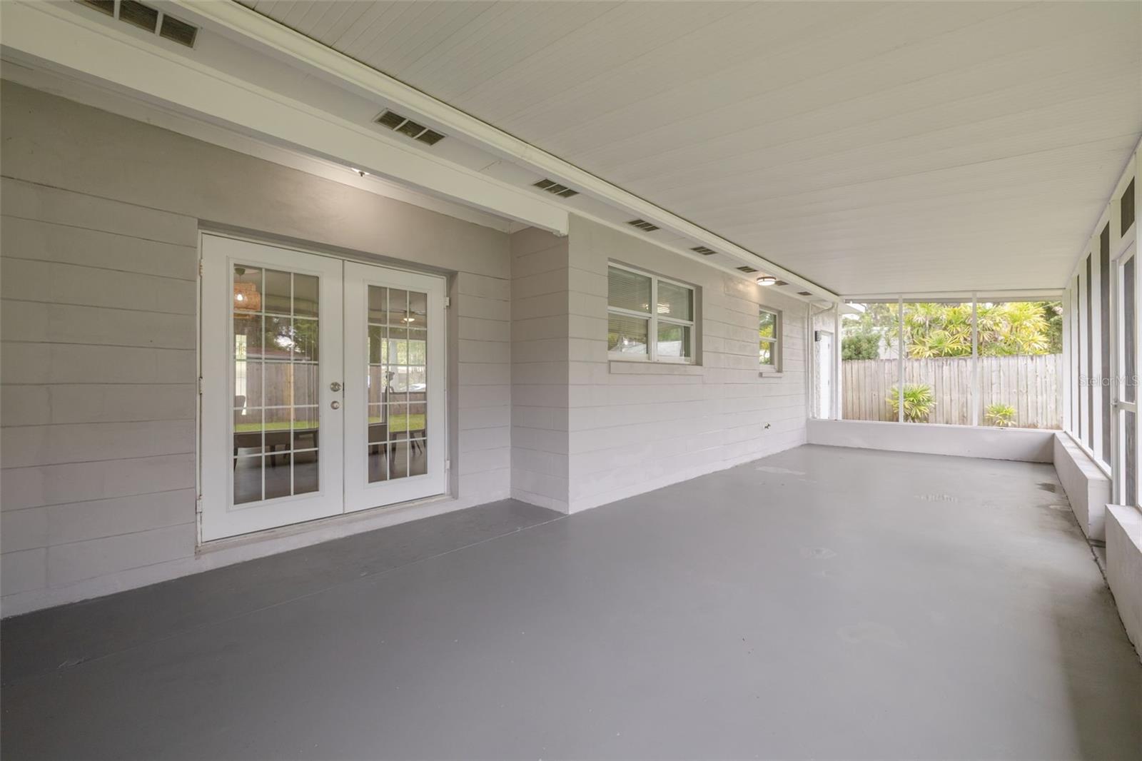 TEMPLE TERRACE RIVERSIDE SUBDI - Residential