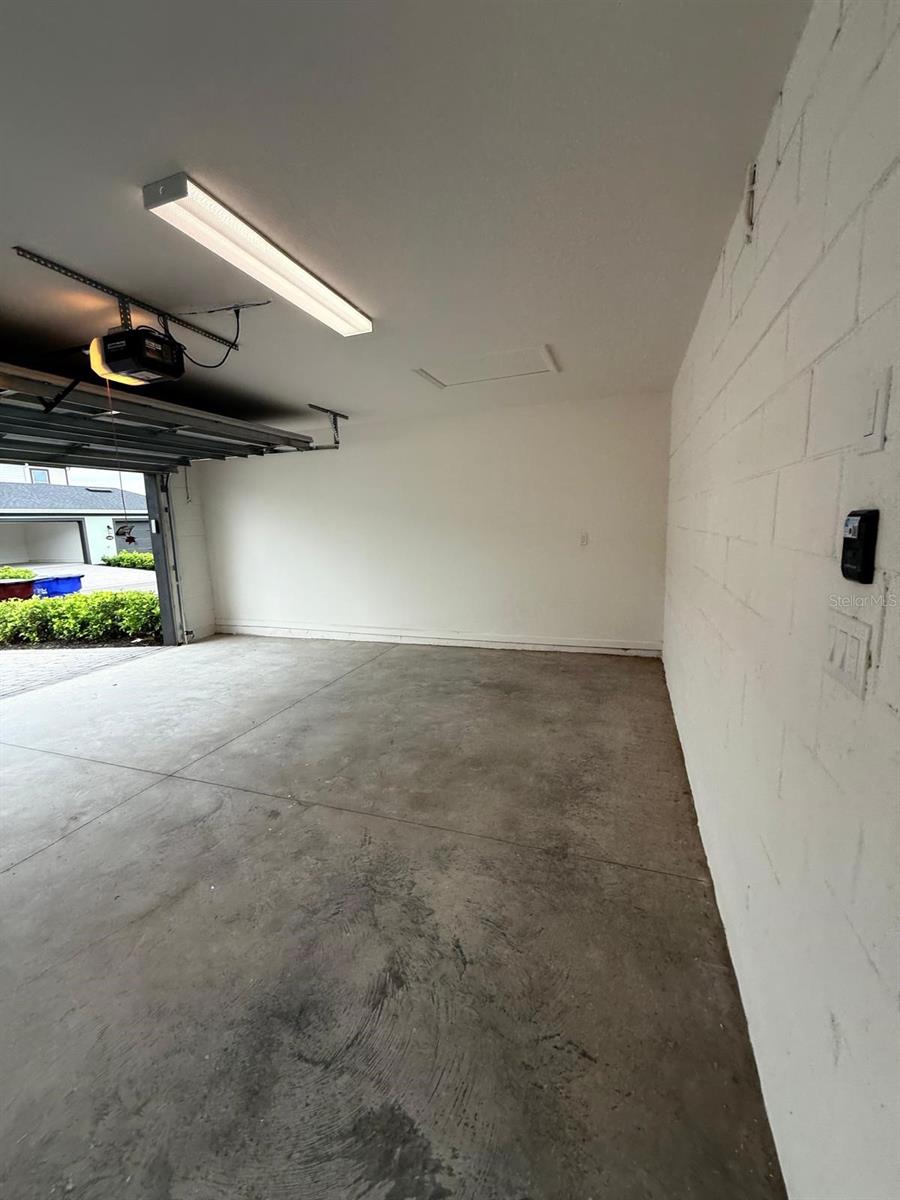 CENTER LAKE ON THE PARK - Residential Lease
