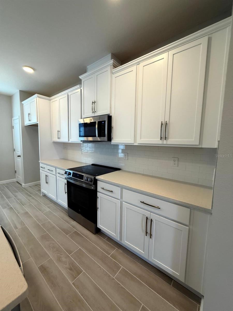 CENTER LAKE ON THE PARK - Residential Lease