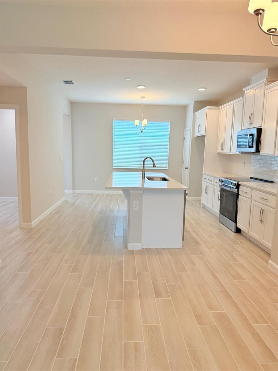 CENTER LAKE ON THE PARK - Residential Lease