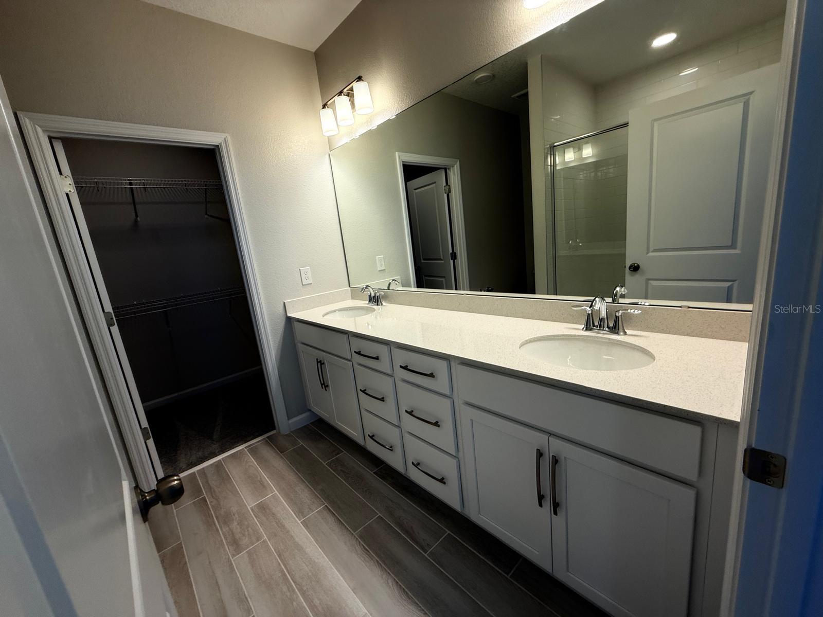 CENTER LAKE ON THE PARK - Residential Lease