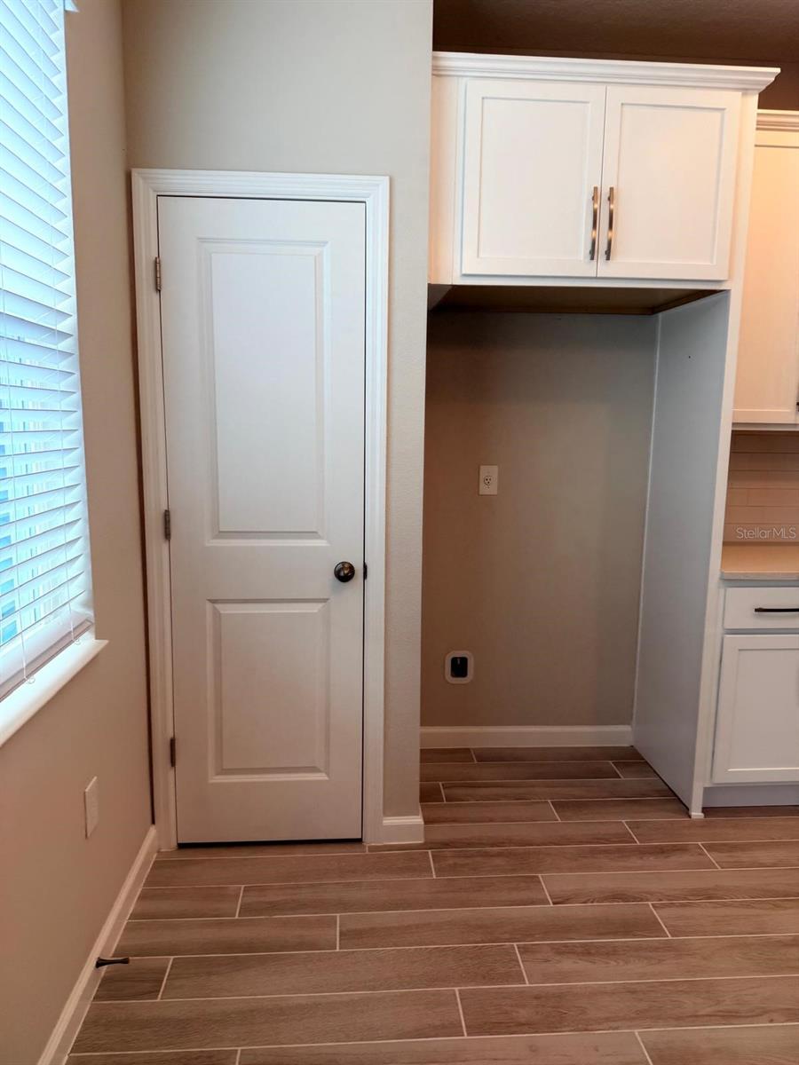 CENTER LAKE ON THE PARK - Residential Lease