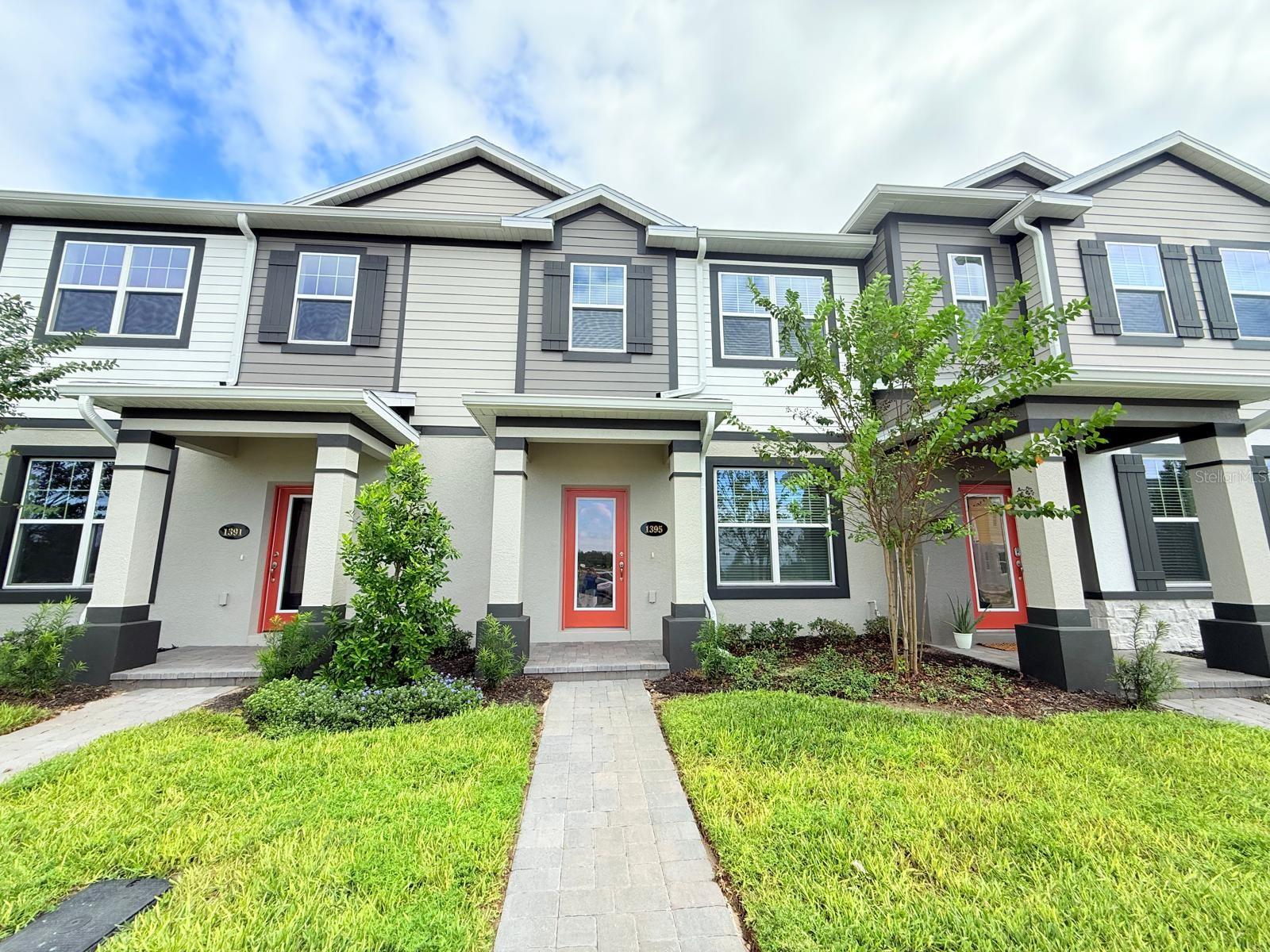 CENTER LAKE ON THE PARK - Residential Lease