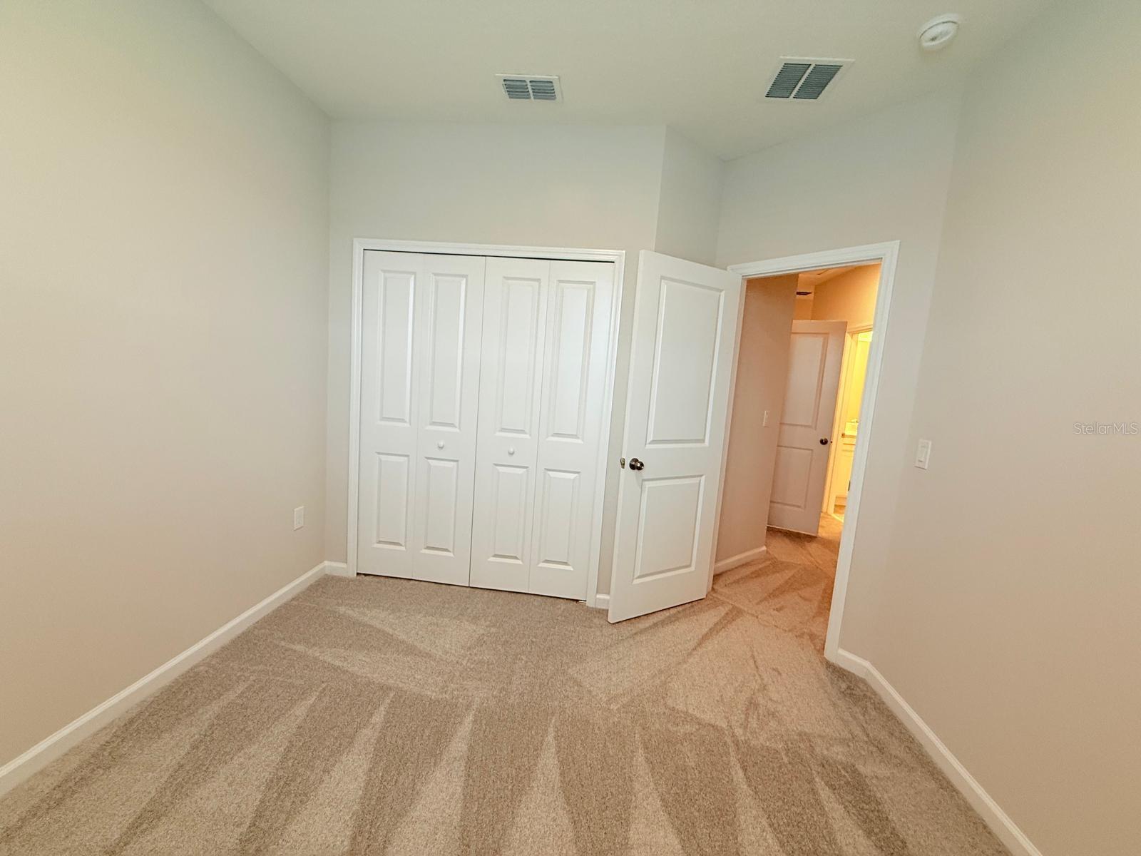 CENTER LAKE ON THE PARK - Residential Lease