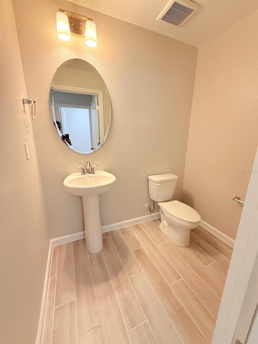 CENTER LAKE ON THE PARK - Residential Lease