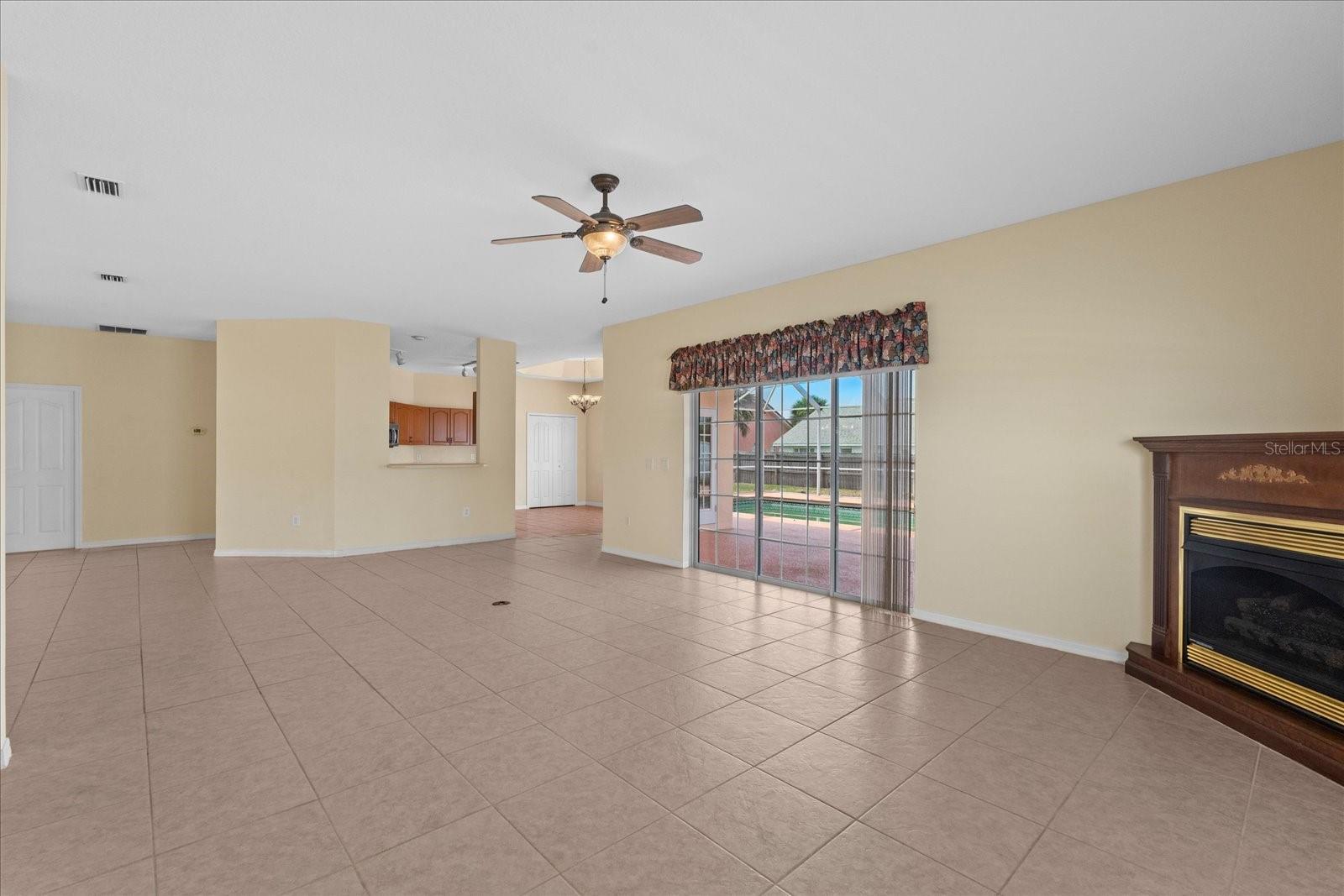 MARITIME ESTATES SUB - Residential Lease