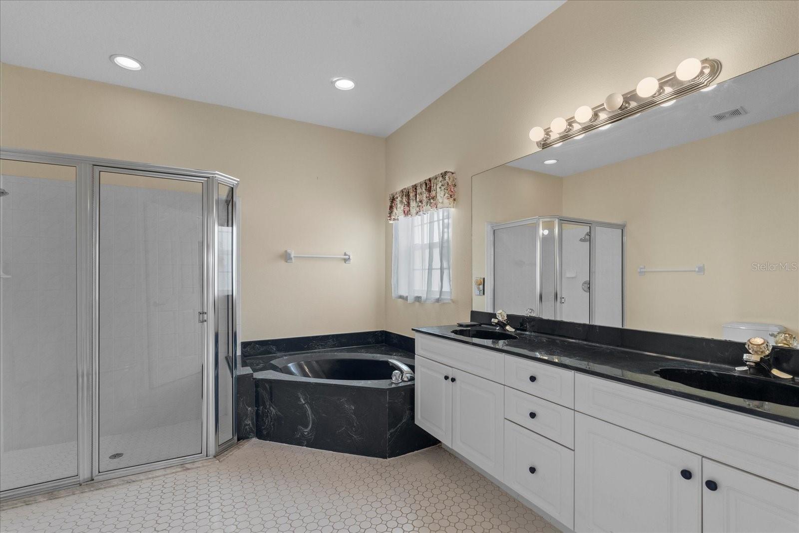 MARITIME ESTATES SUB - Residential Lease