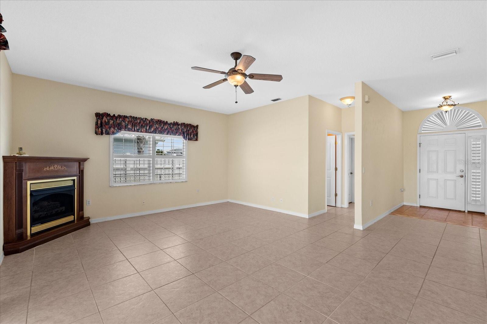 MARITIME ESTATES SUB - Residential Lease