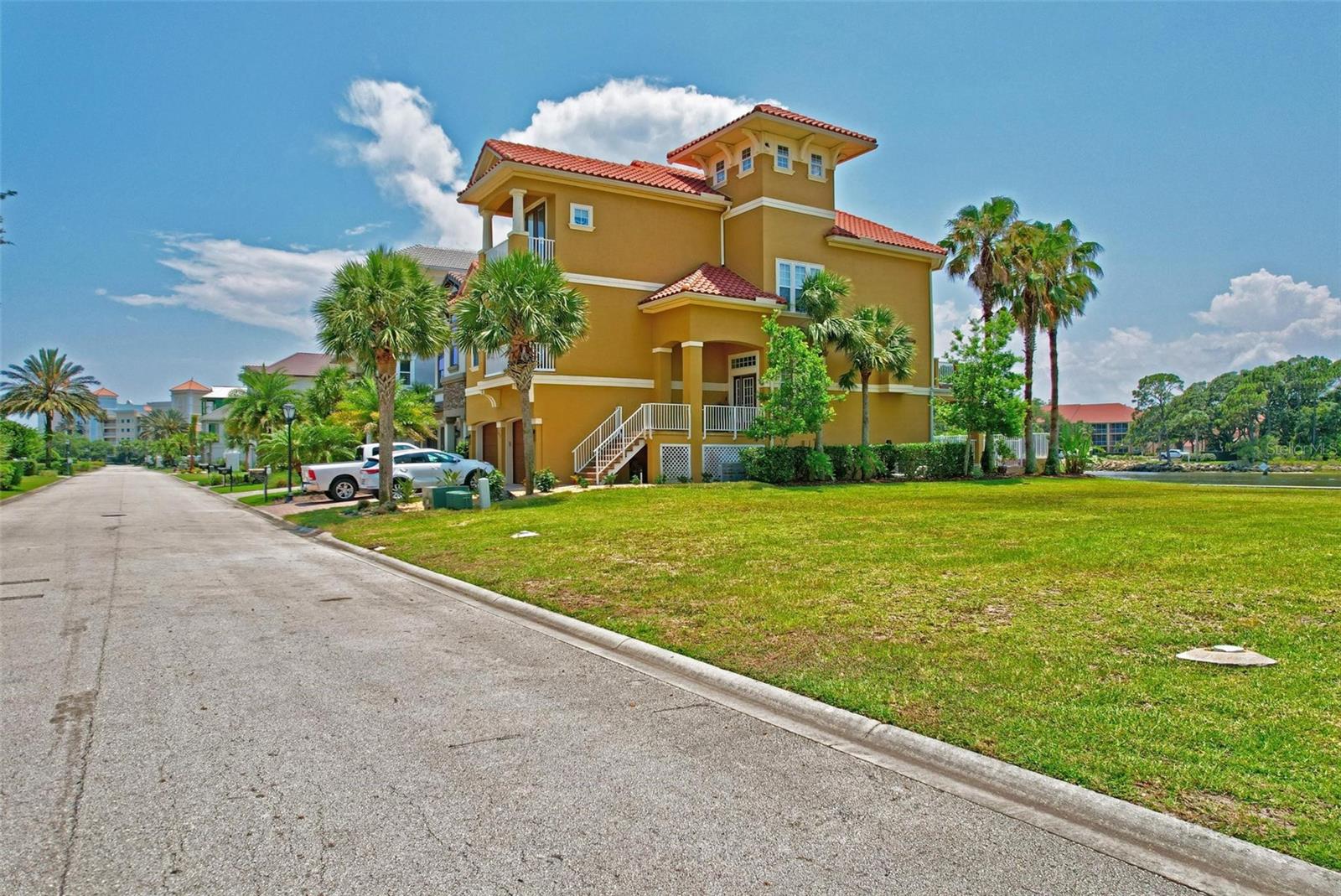 254 YACHT HARBOR DRIVE