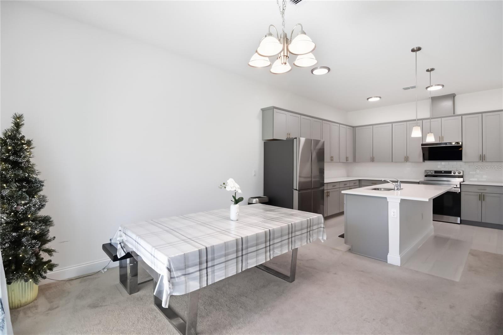 BLUE DIAMOND - Residential