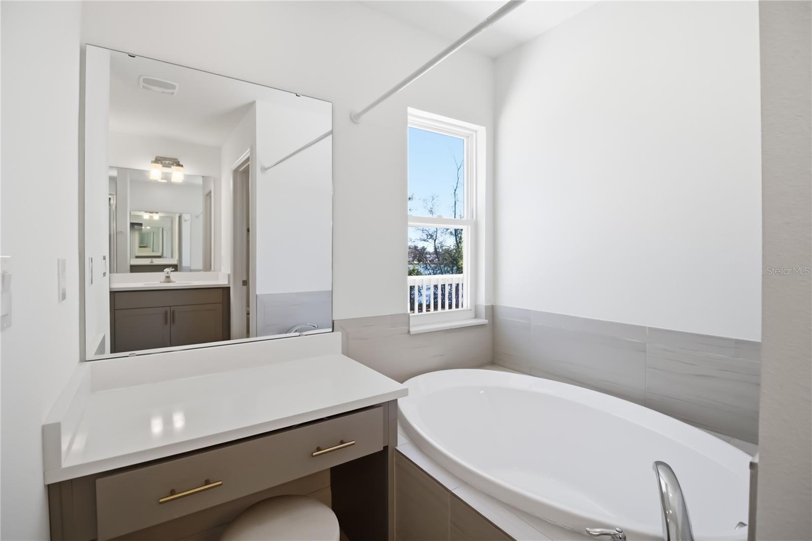 BLUE DIAMOND - Residential