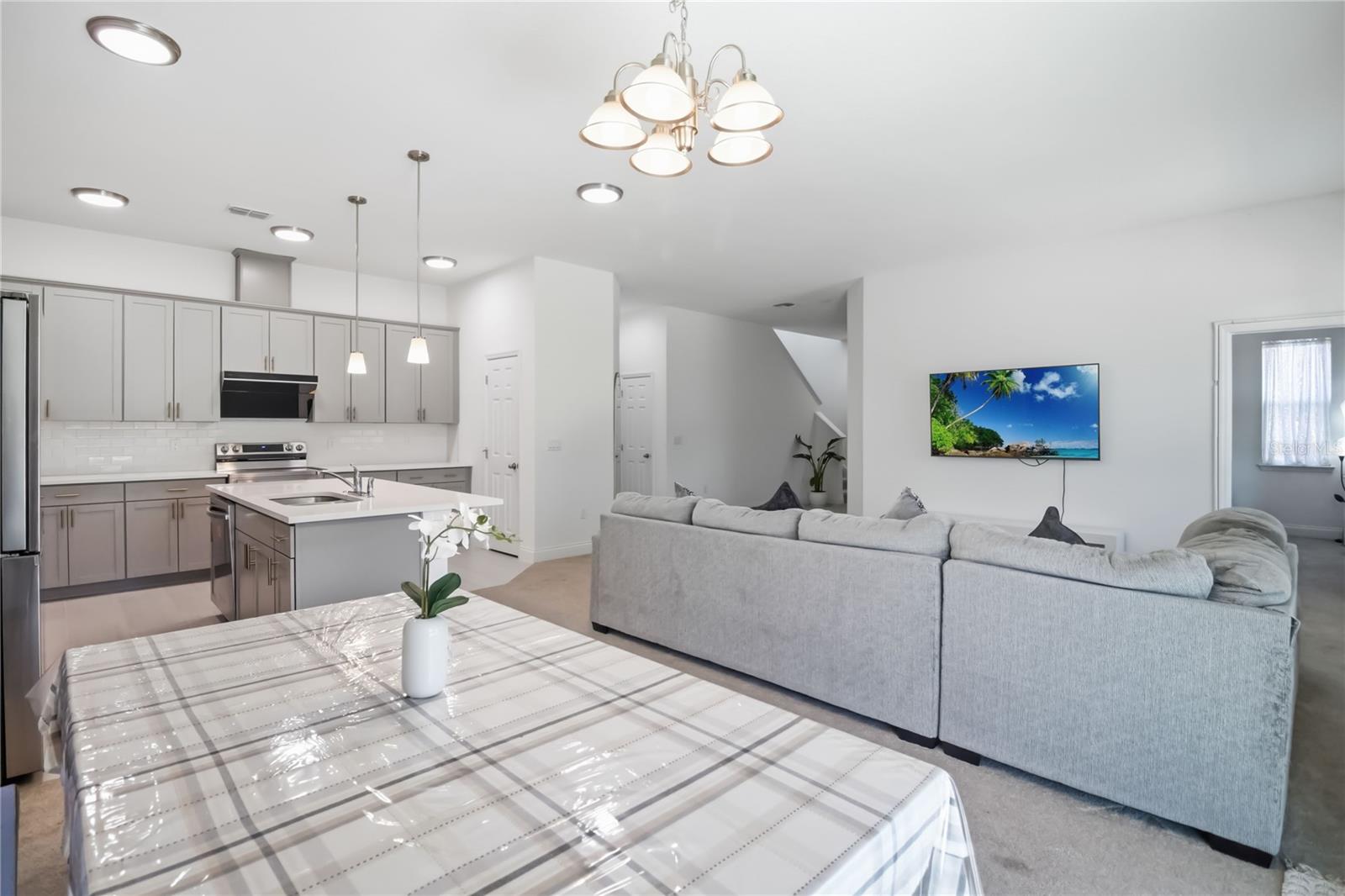 BLUE DIAMOND - Residential