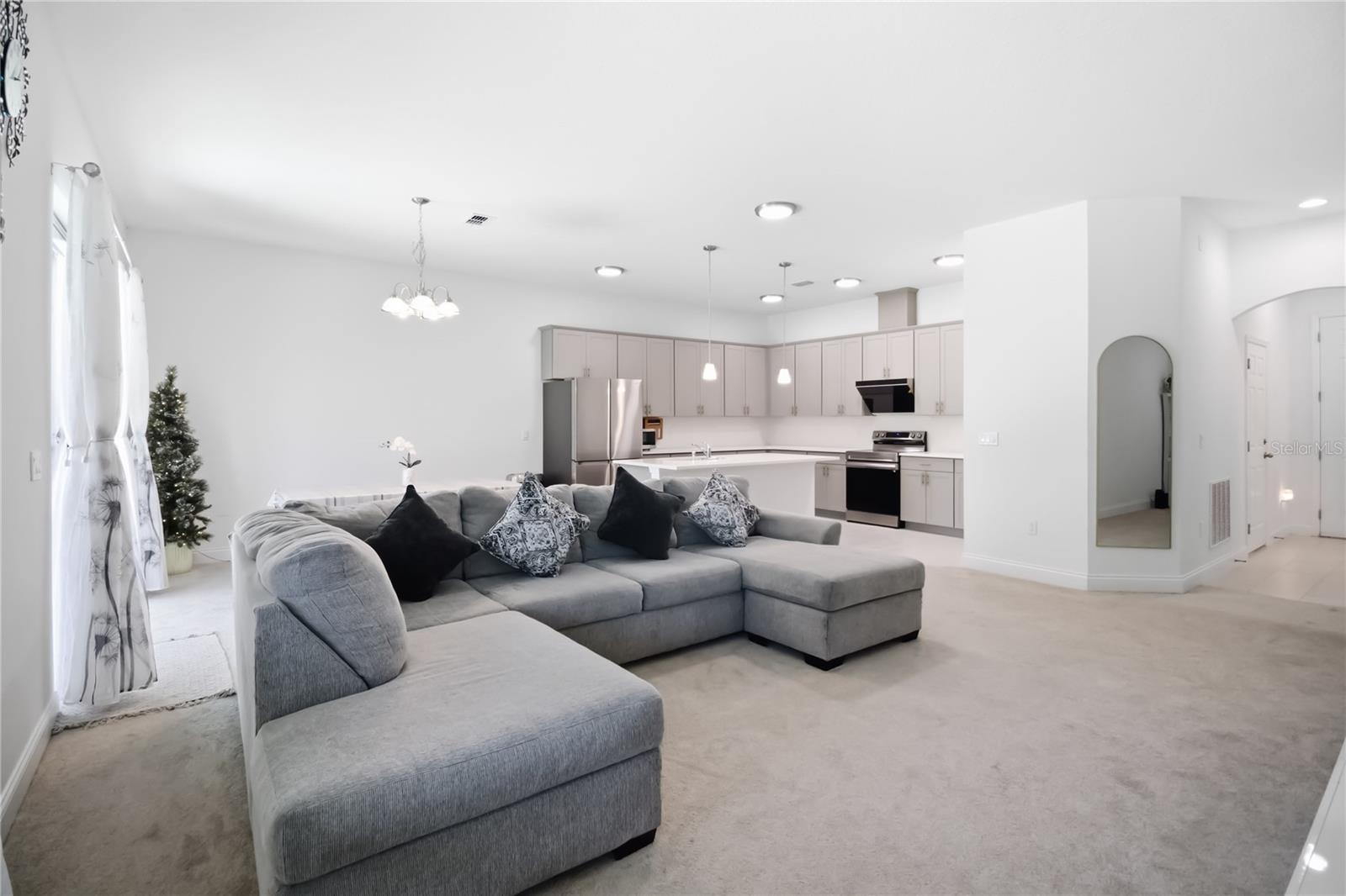 BLUE DIAMOND - Residential