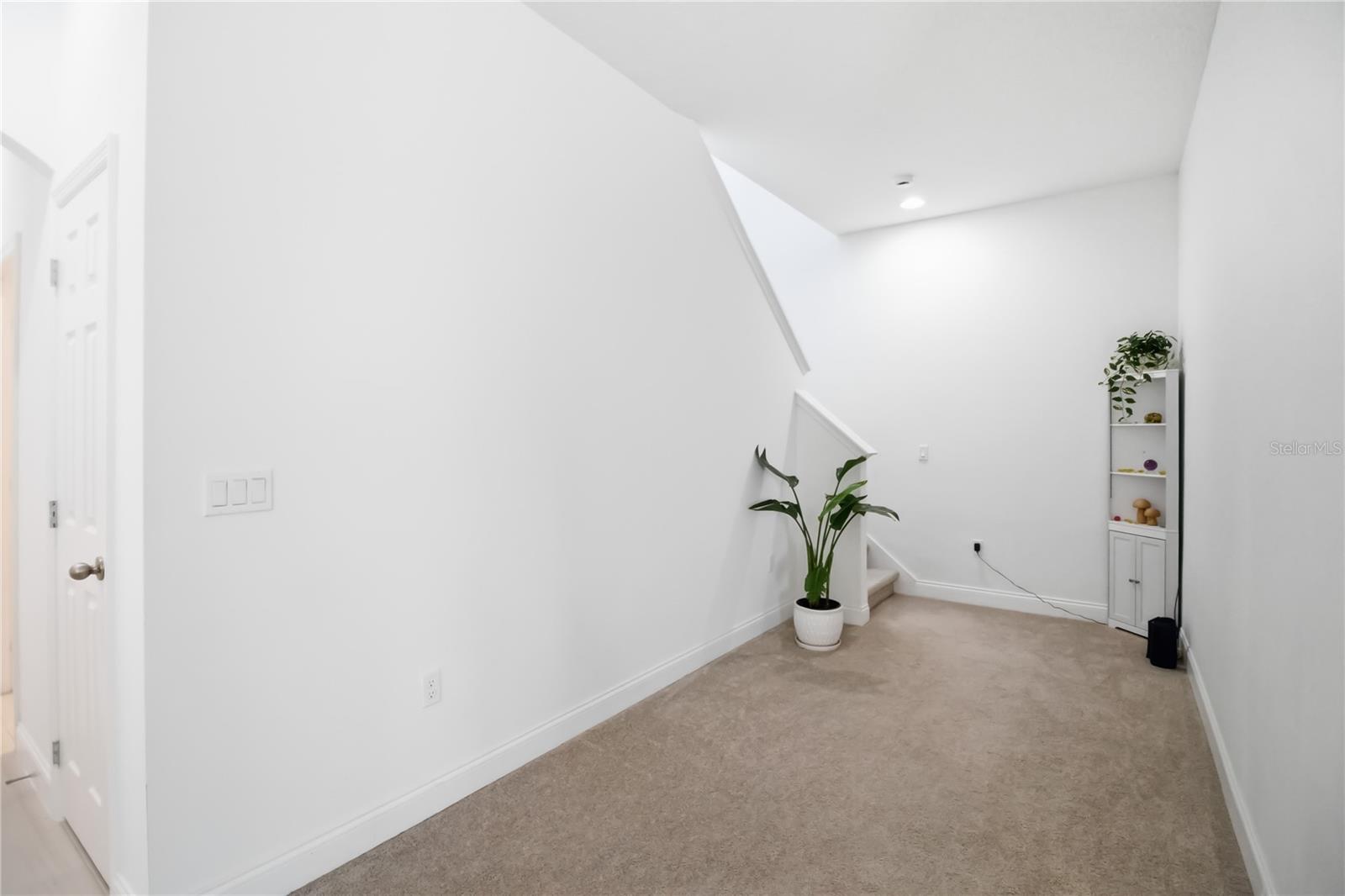 BLUE DIAMOND - Residential