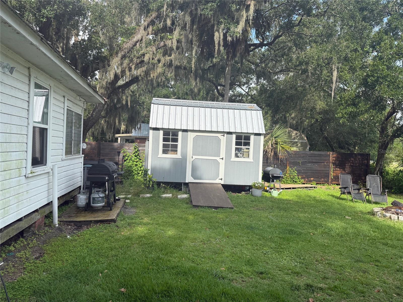 1907 JUNGLE ROAD
