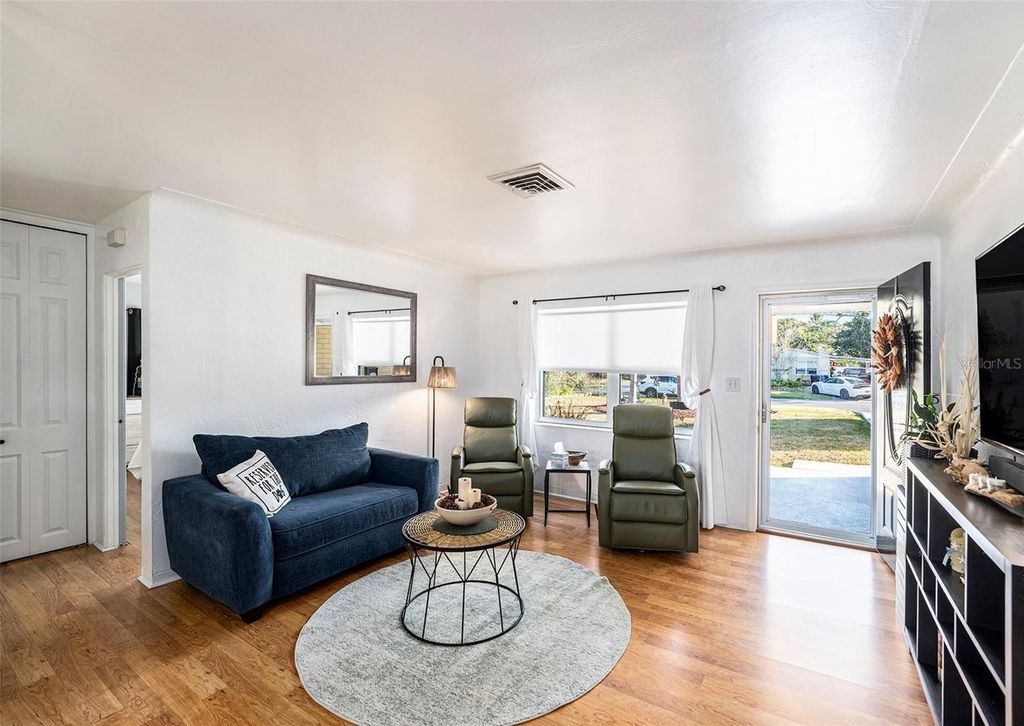 Photo of 5499 12th Avenue N, St Petersburg, FL 33710 (MLS # TB8461830)