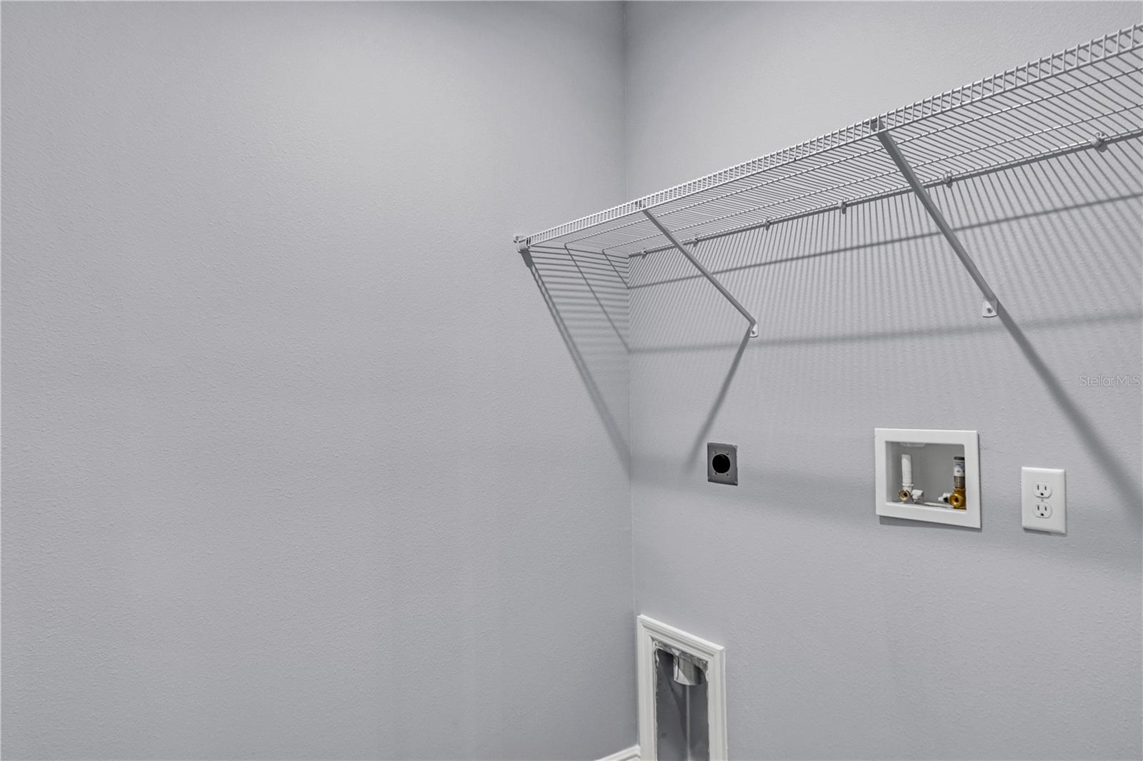 DELTONA LAKES UNIT 16 - Residential