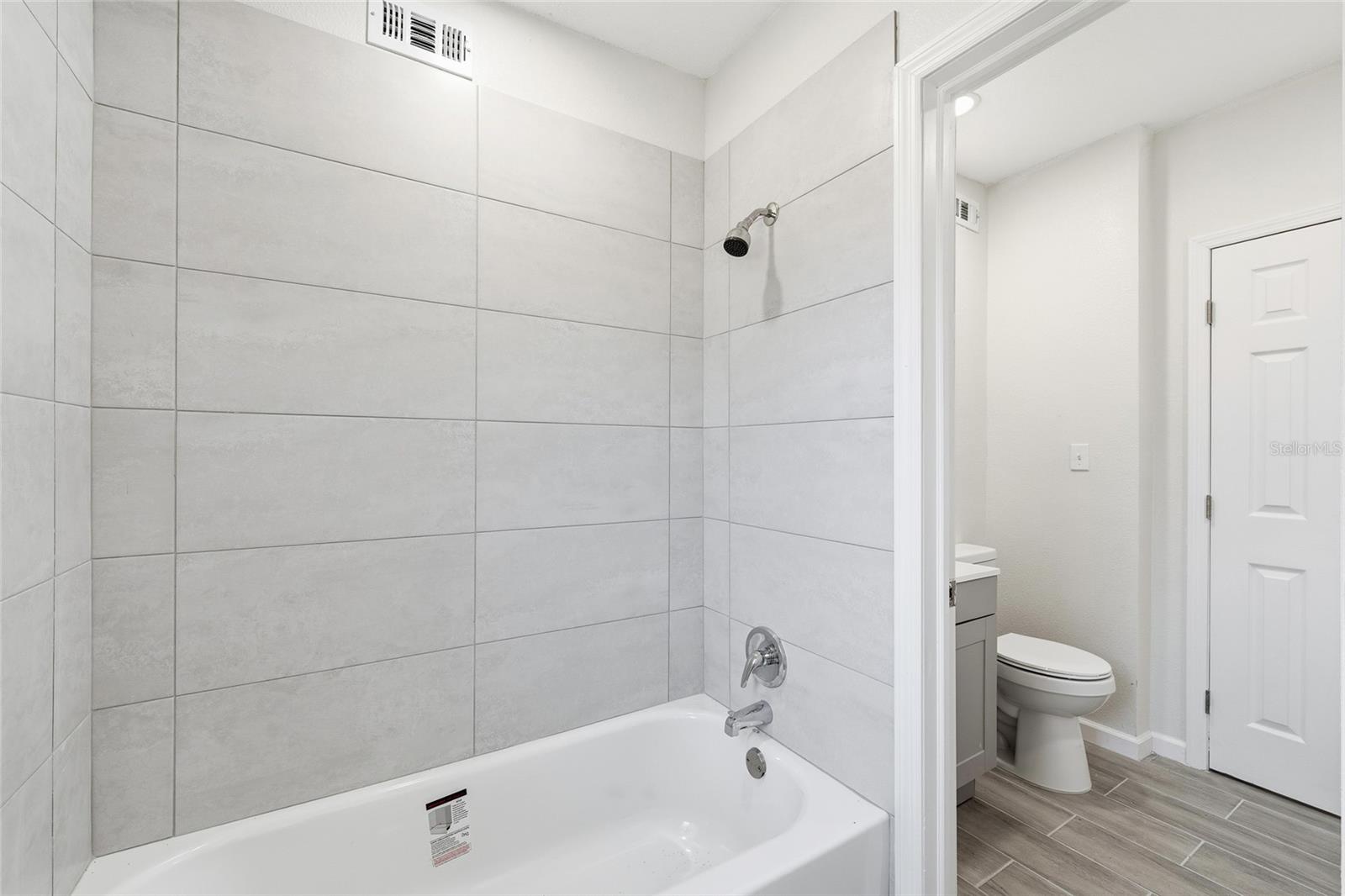 CAREFREE COVE - Residential