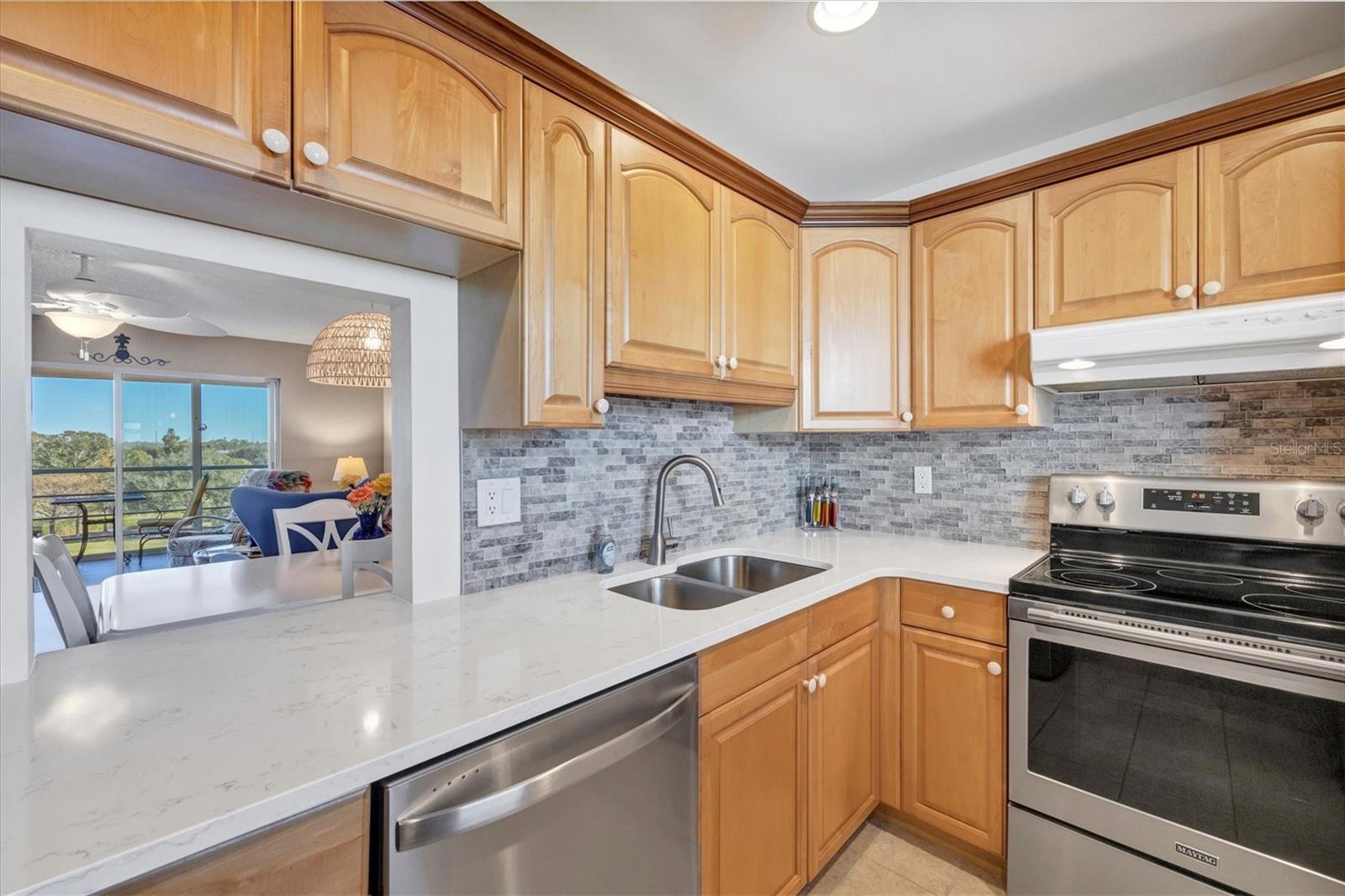 IRONWOOD SIXTH - Residential