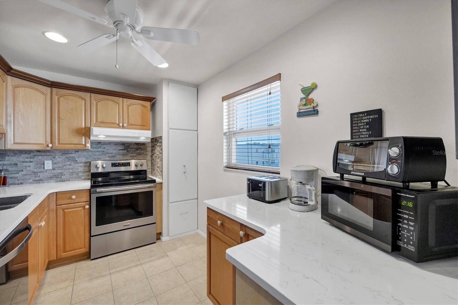 IRONWOOD SIXTH - Residential