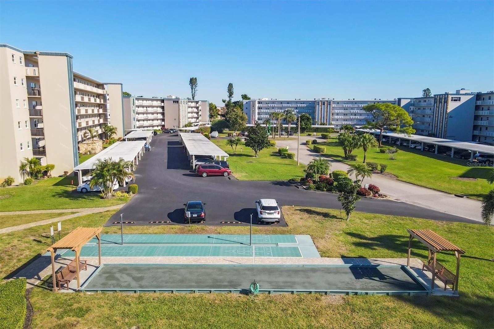 IRONWOOD SIXTH - Residential