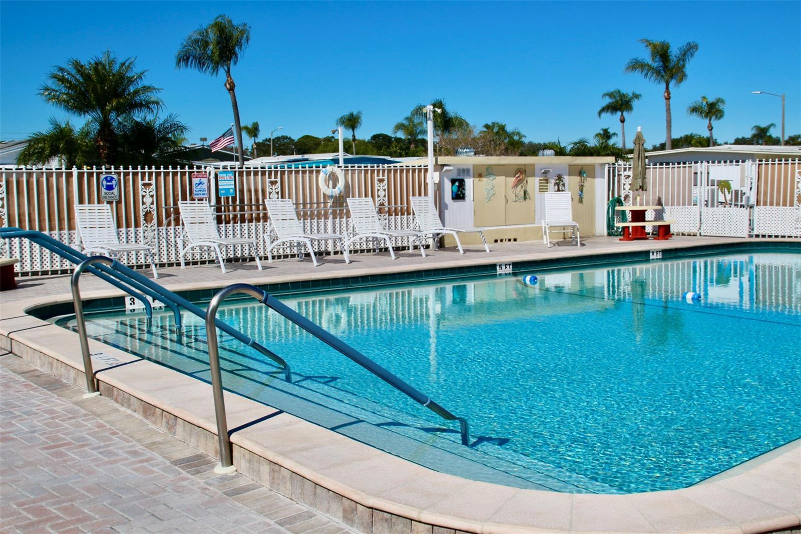 GOLDEN GATE MOBILE HOME PARK UNREC - Residential