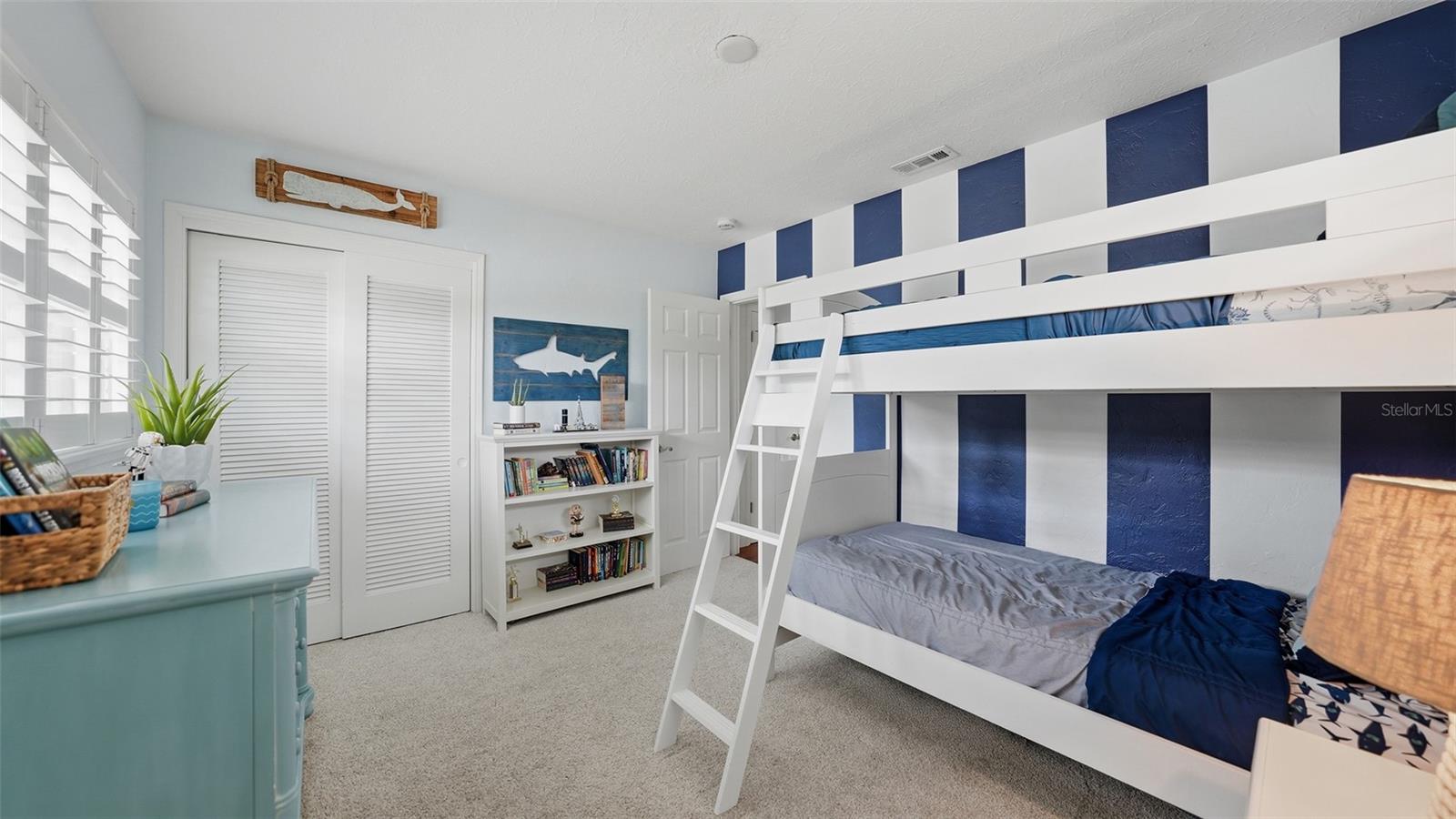 SOUTH GATE - Residential