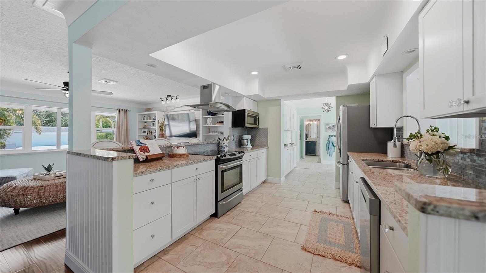 SOUTH GATE - Residential