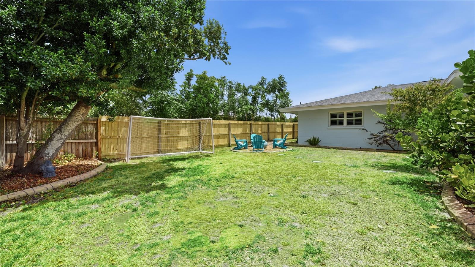 SOUTH GATE - Residential
