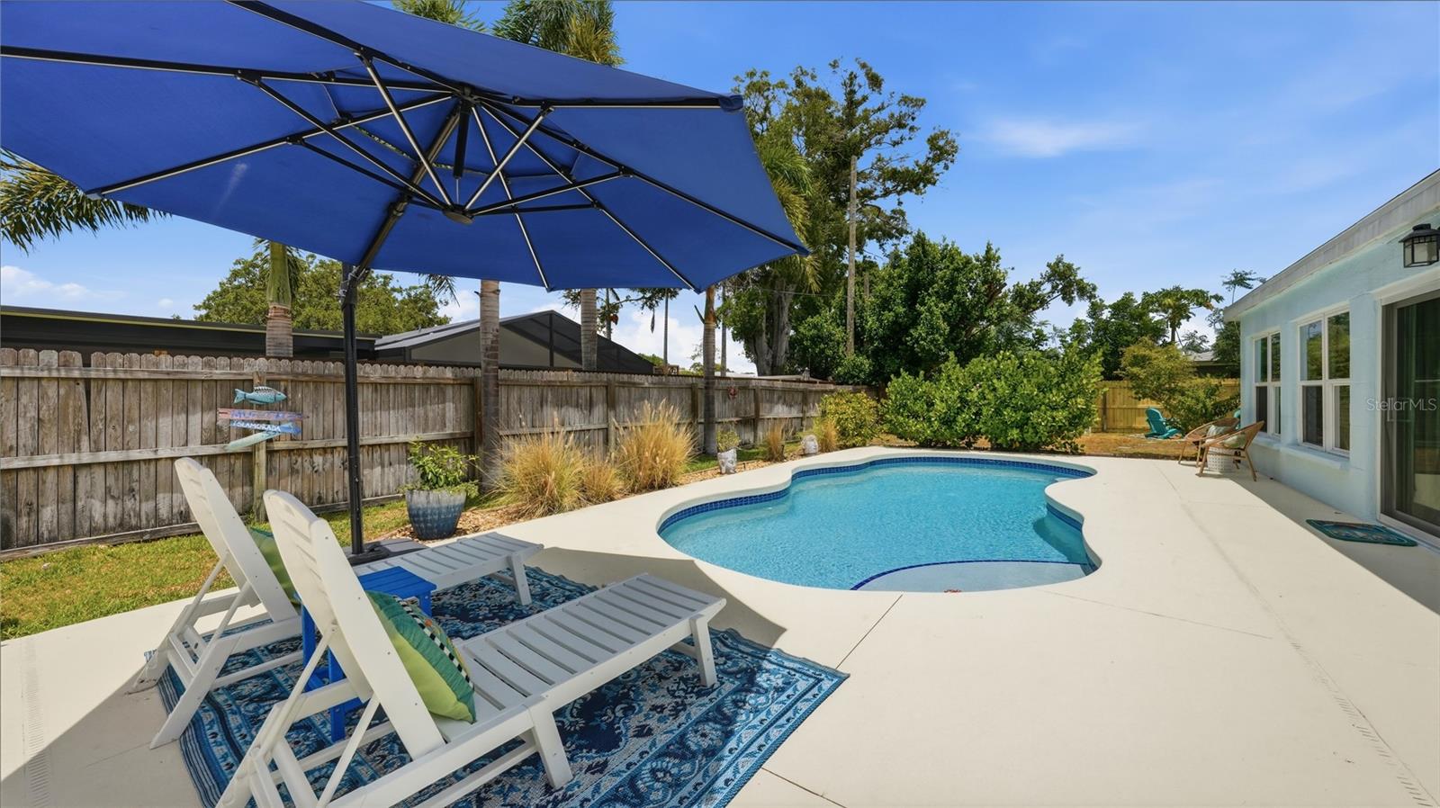 SOUTH GATE - Residential