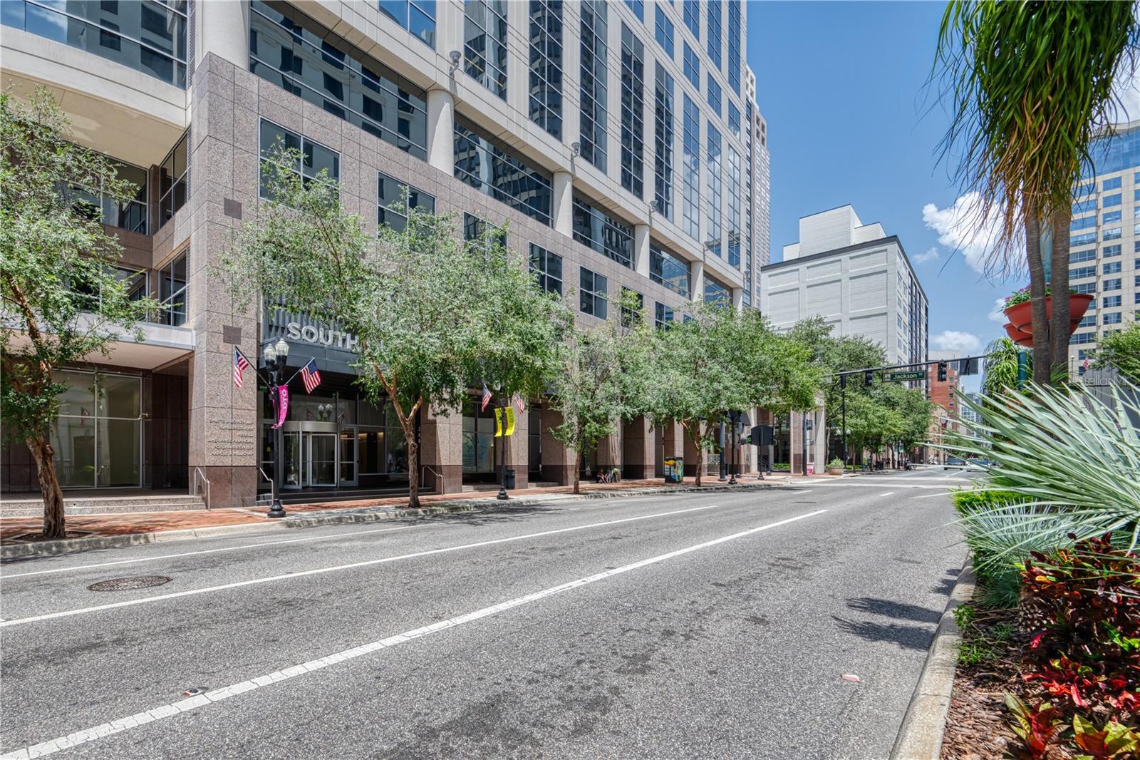 SUN BANK CENTER - Commercial Lease