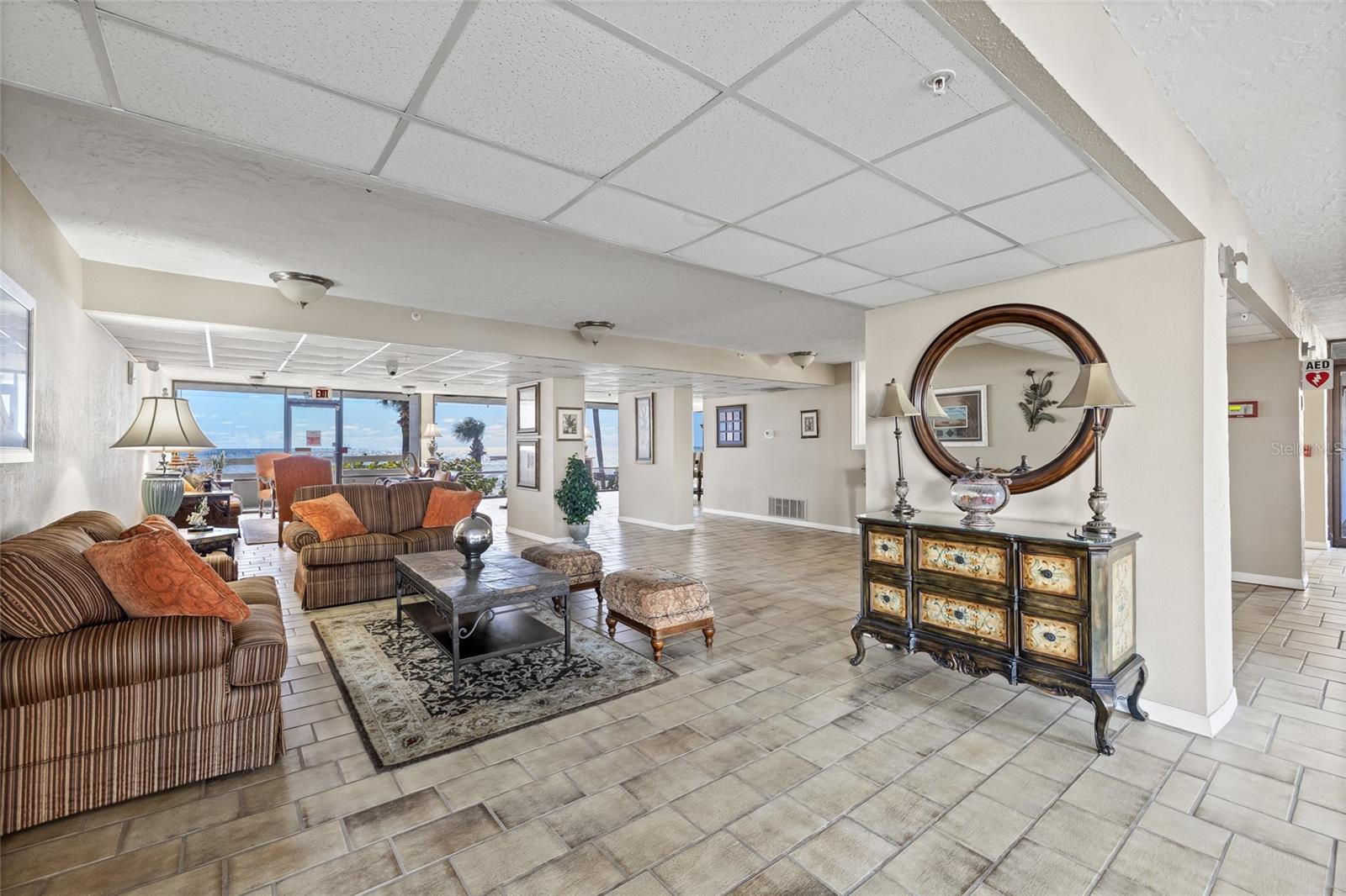 REDINGTON TOWERS 3 CONDO - Residential