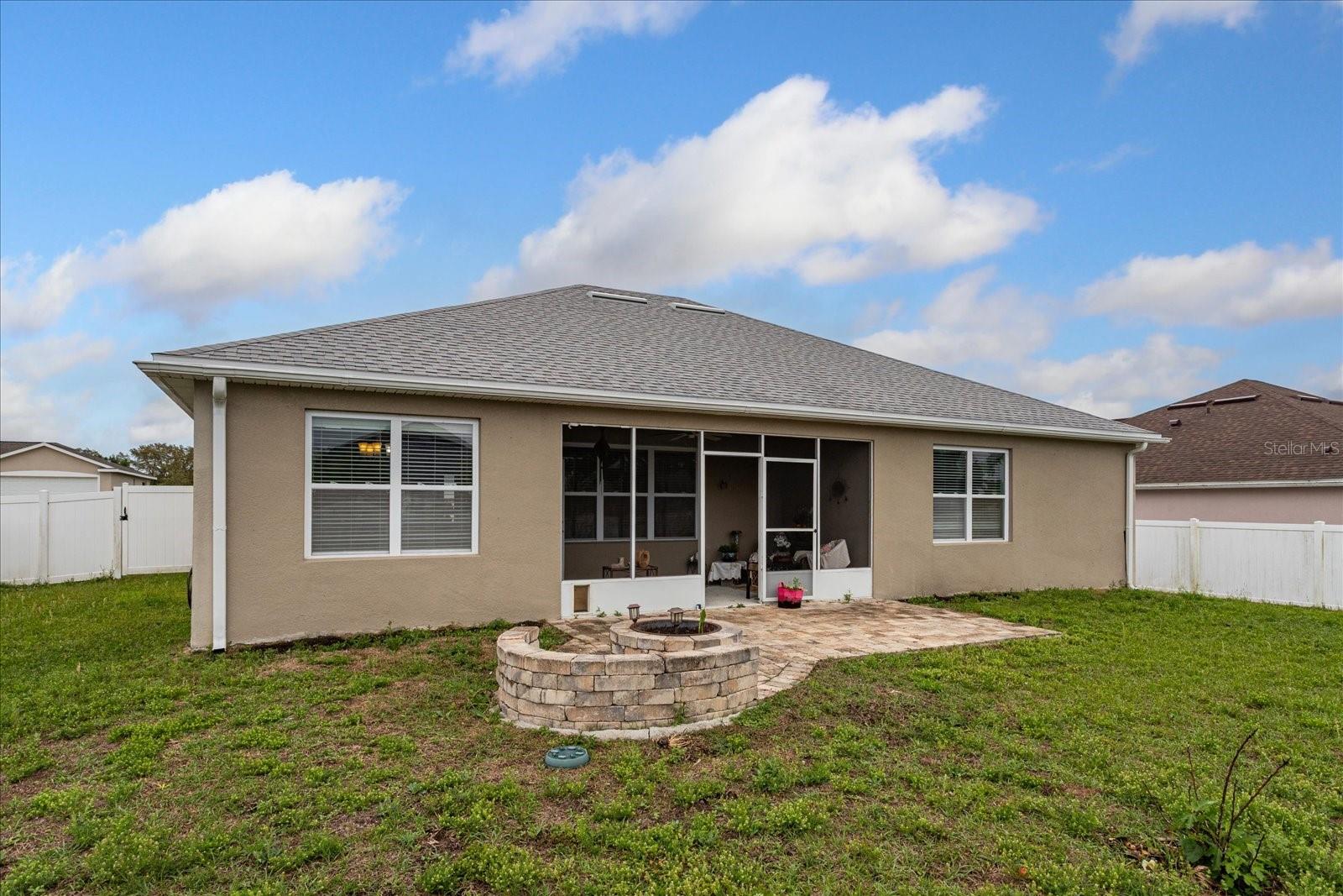 BAHIA OAKS UN #5 - Residential