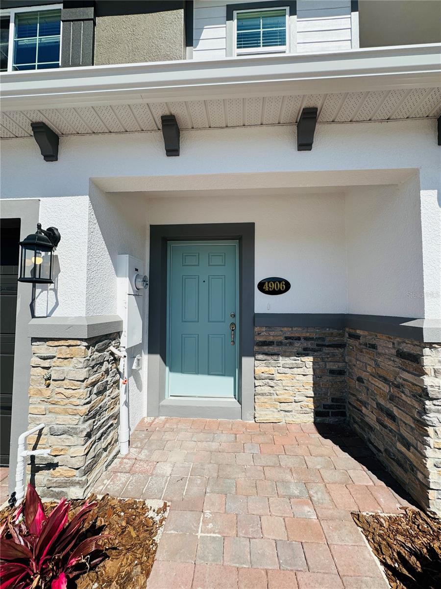 TOWNS AT TUSKAWILLA COMMONS - Residential Lease