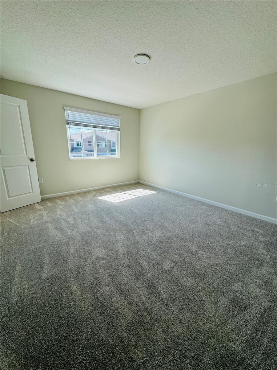 TOWNS AT TUSKAWILLA COMMONS - Residential Lease