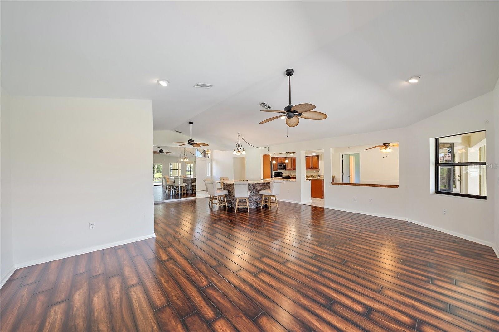 COVE POINTE - Residential