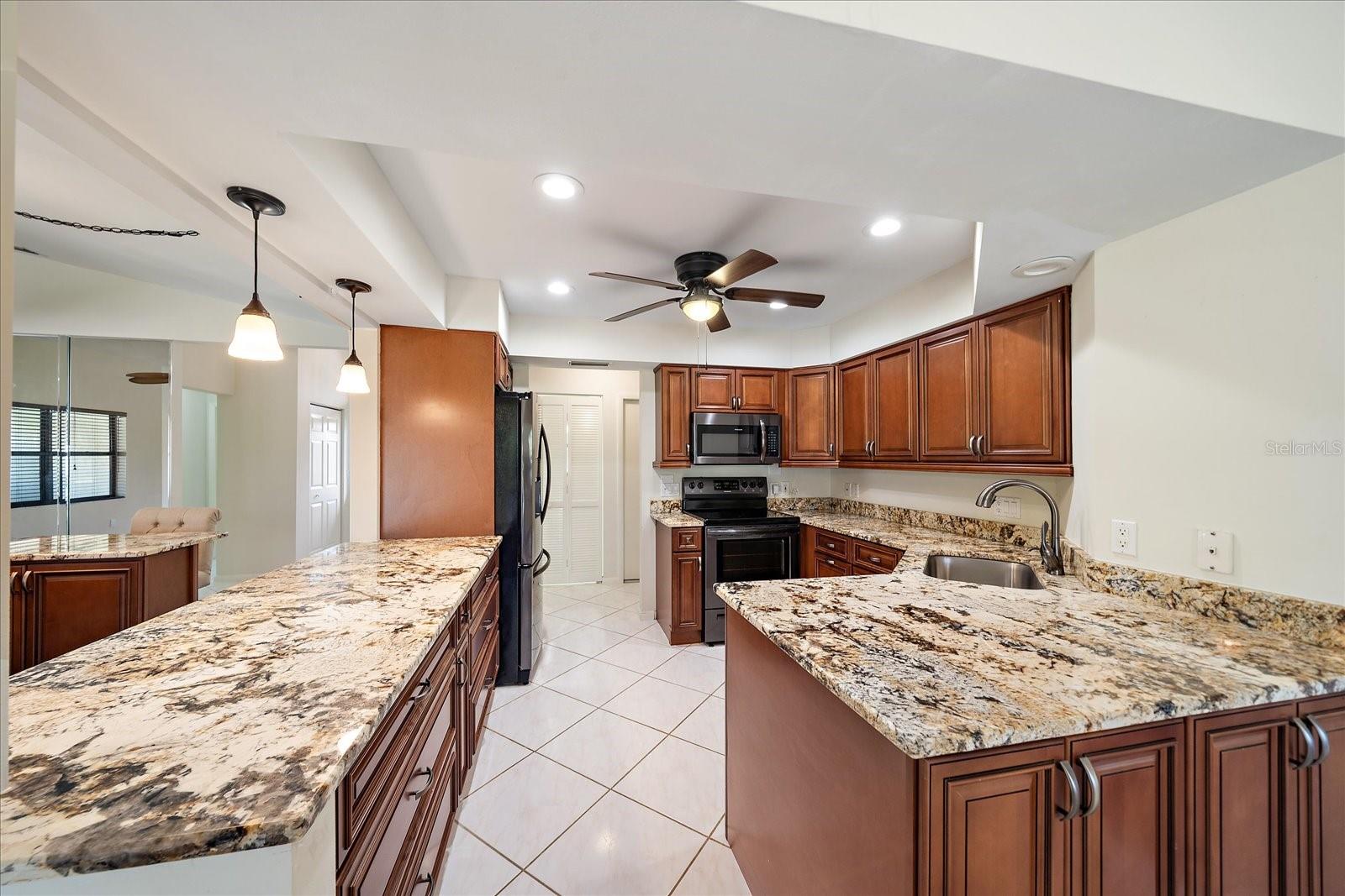 COVE POINTE - Residential
