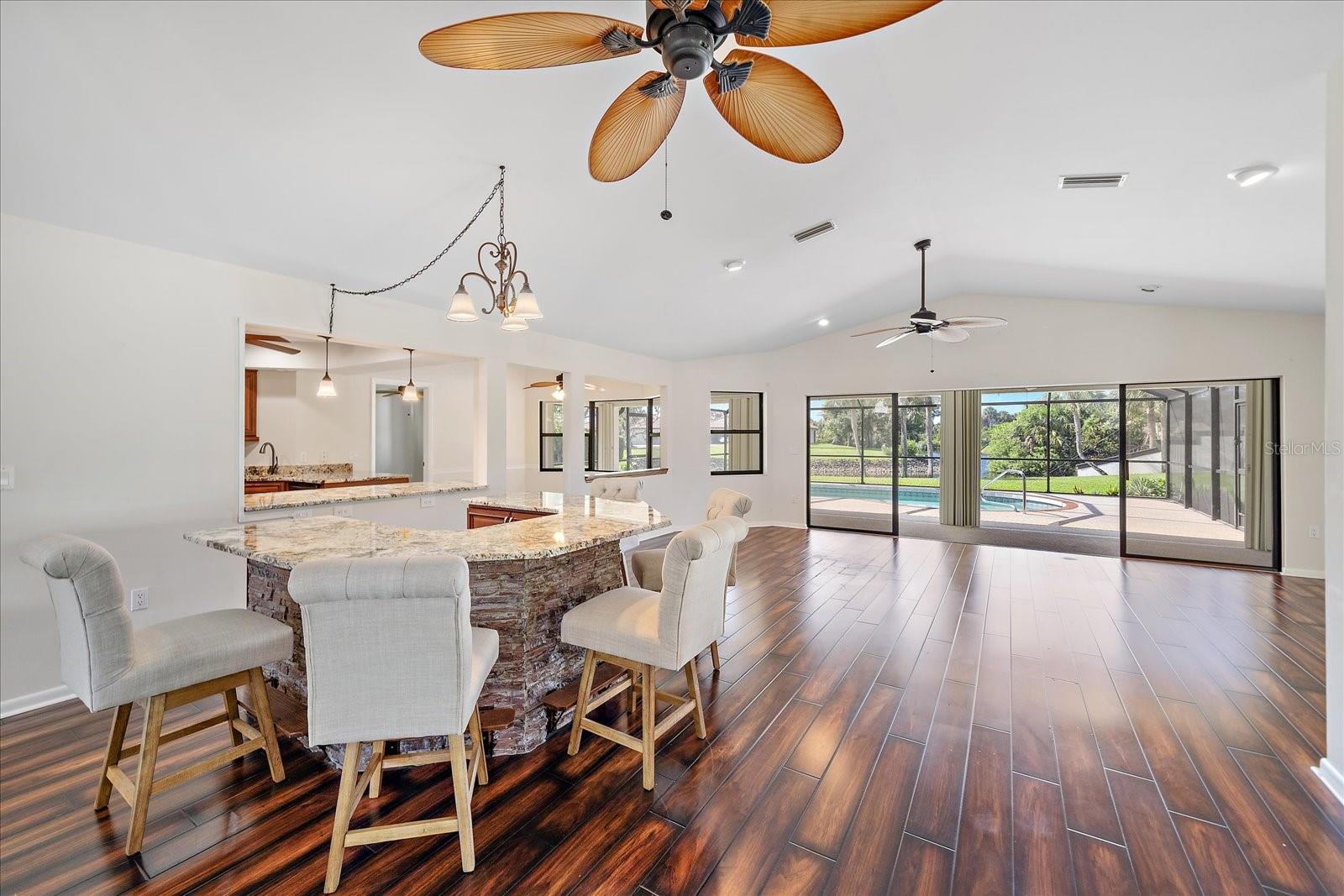 COVE POINTE - Residential