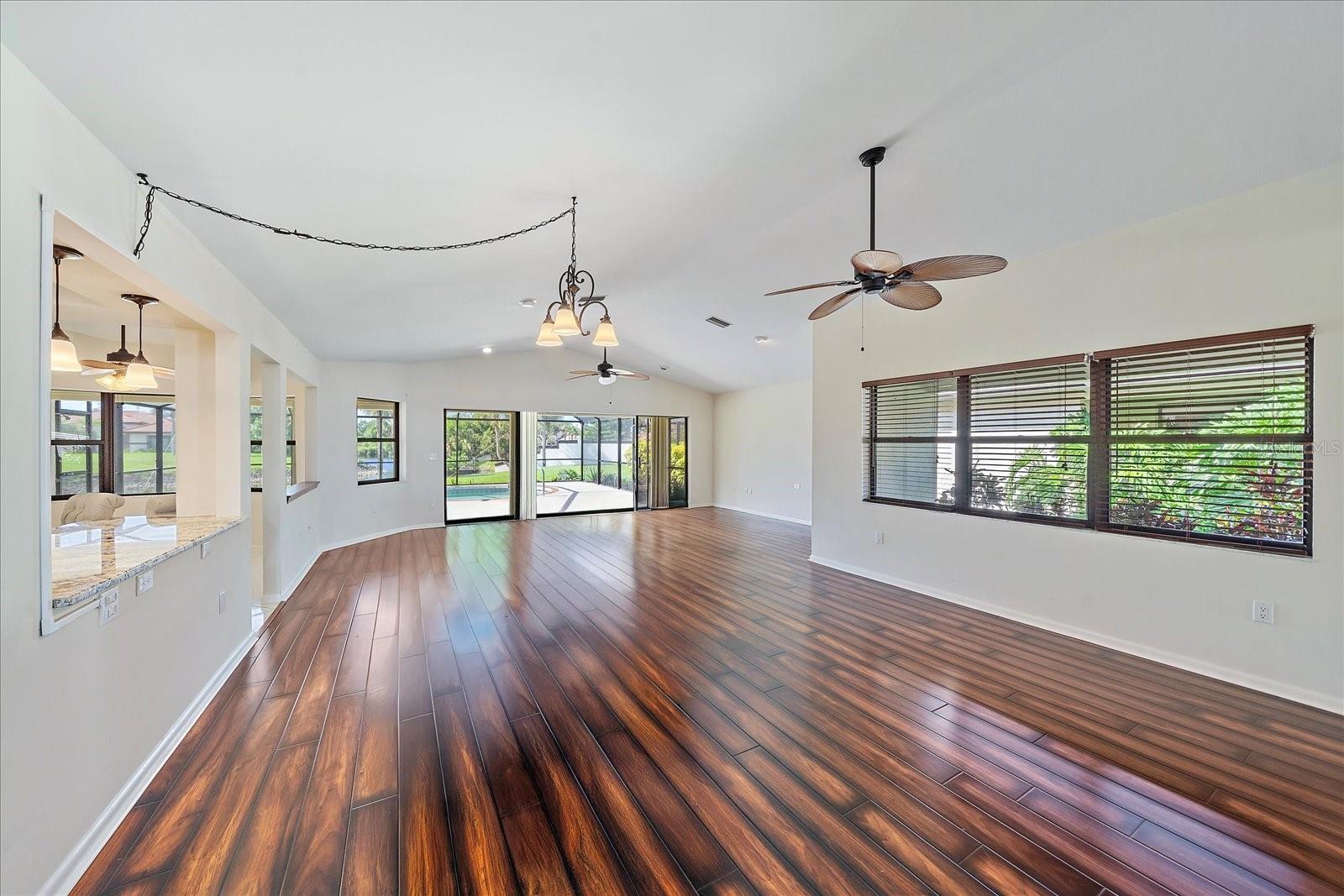 COVE POINTE - Residential
