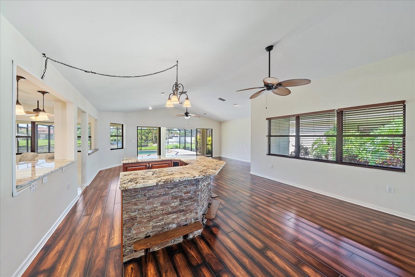 COVE POINTE - Residential