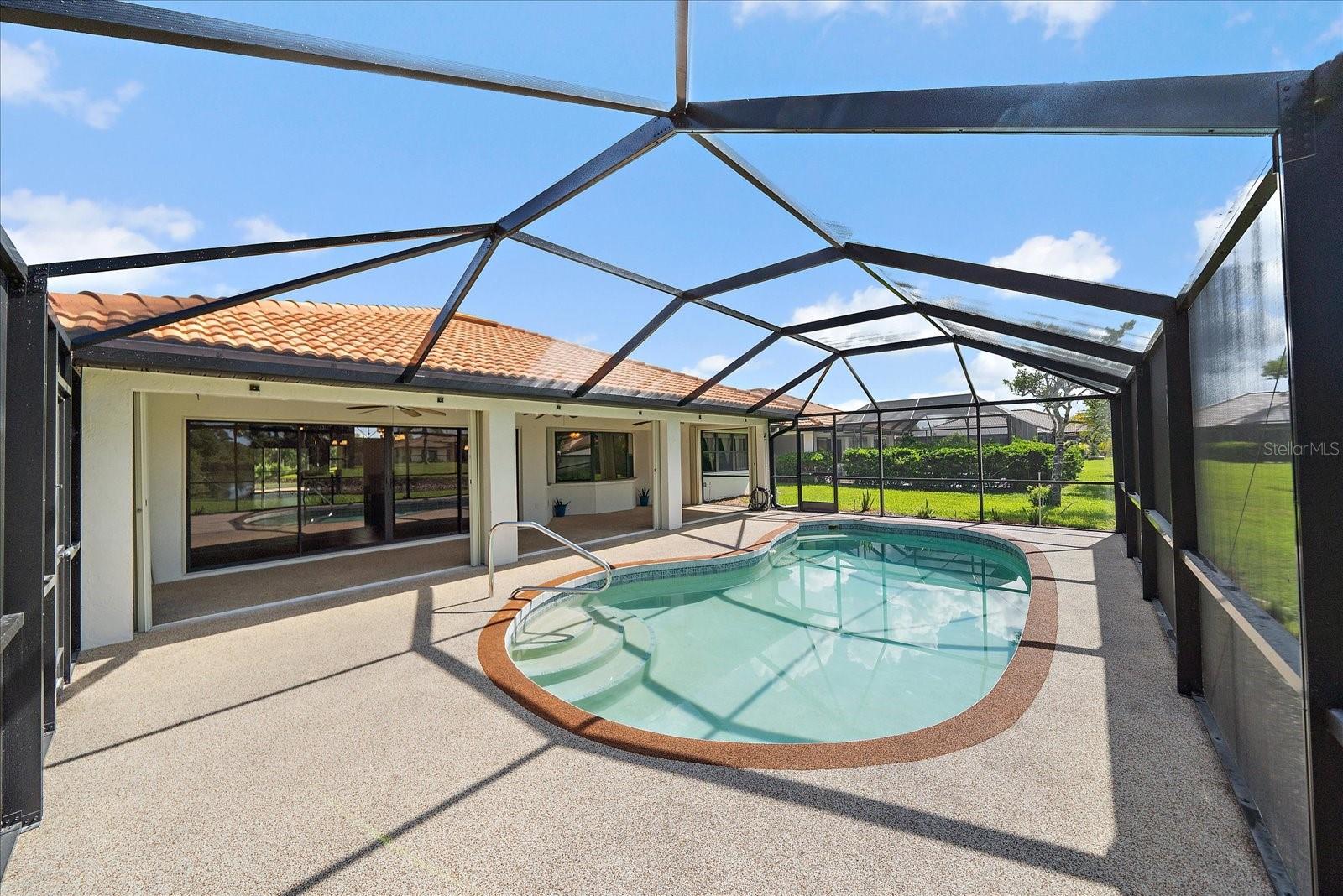 COVE POINTE - Residential