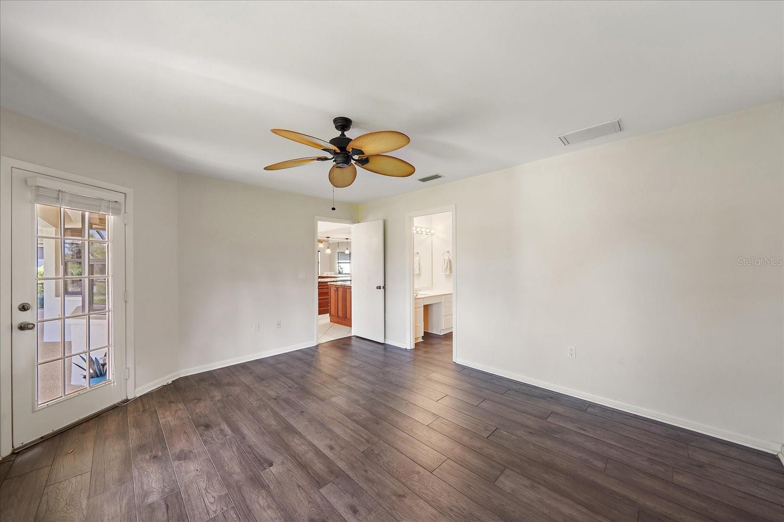 COVE POINTE - Residential