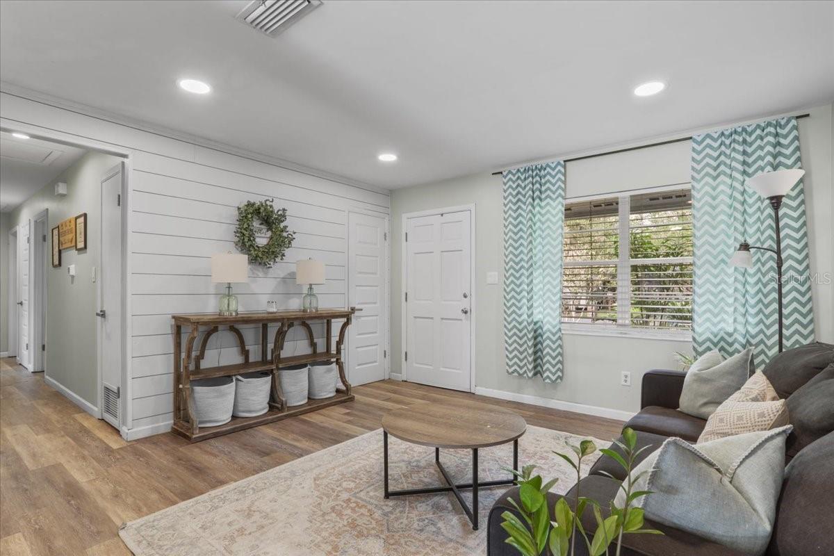 1315 NW 40TH TERRACE