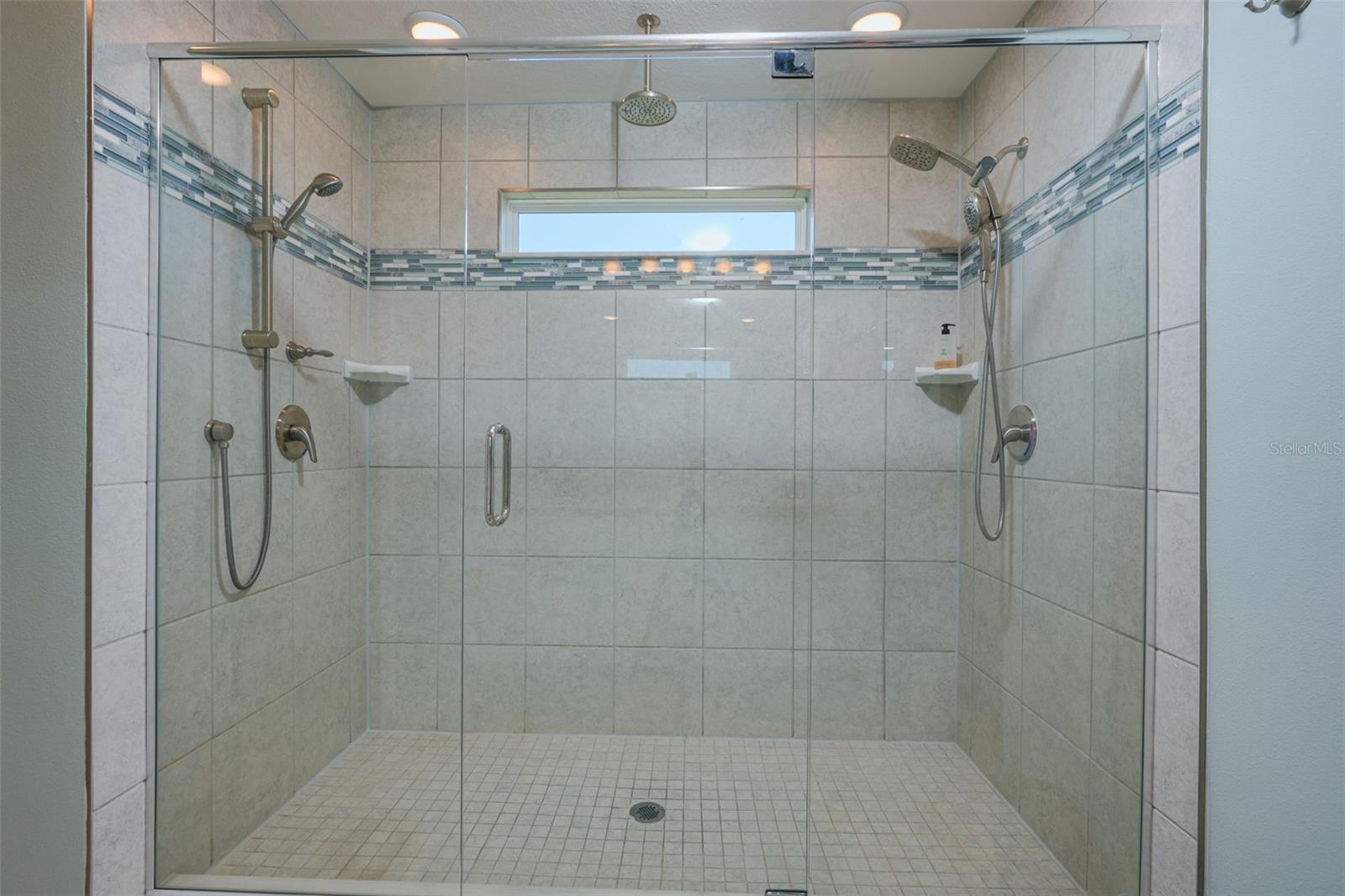 MIRADA PCLS 20 & 22 - Residential