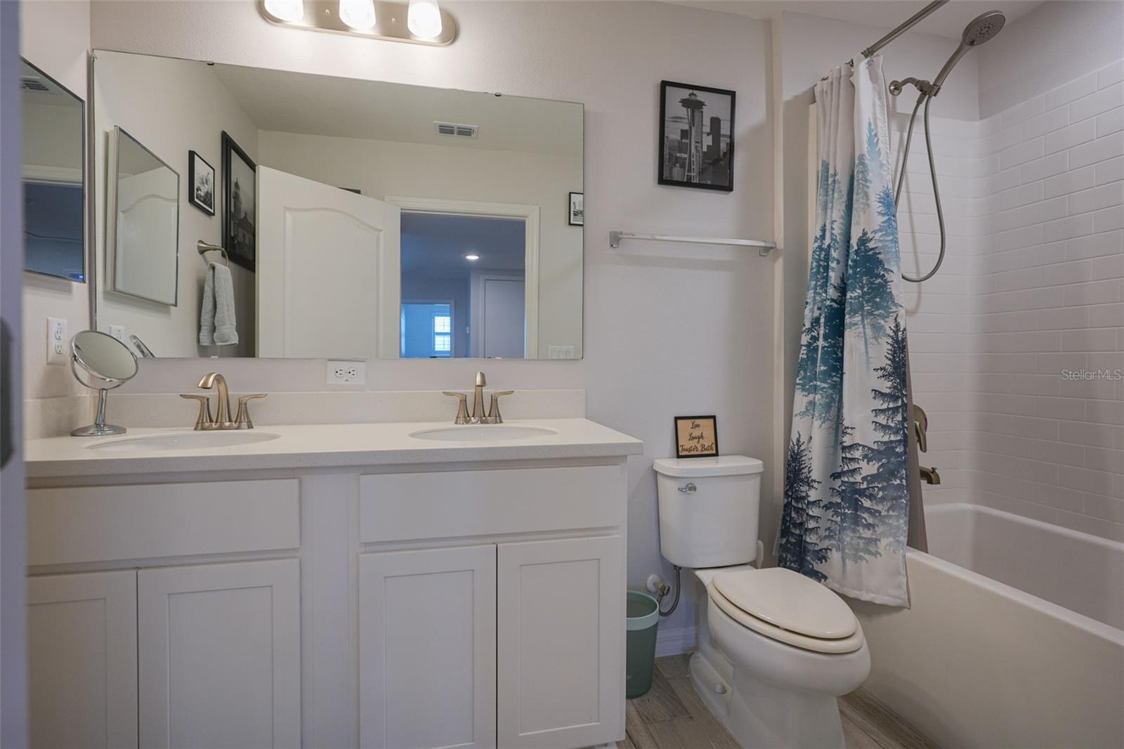 MIRADA PCLS 20 & 22 - Residential