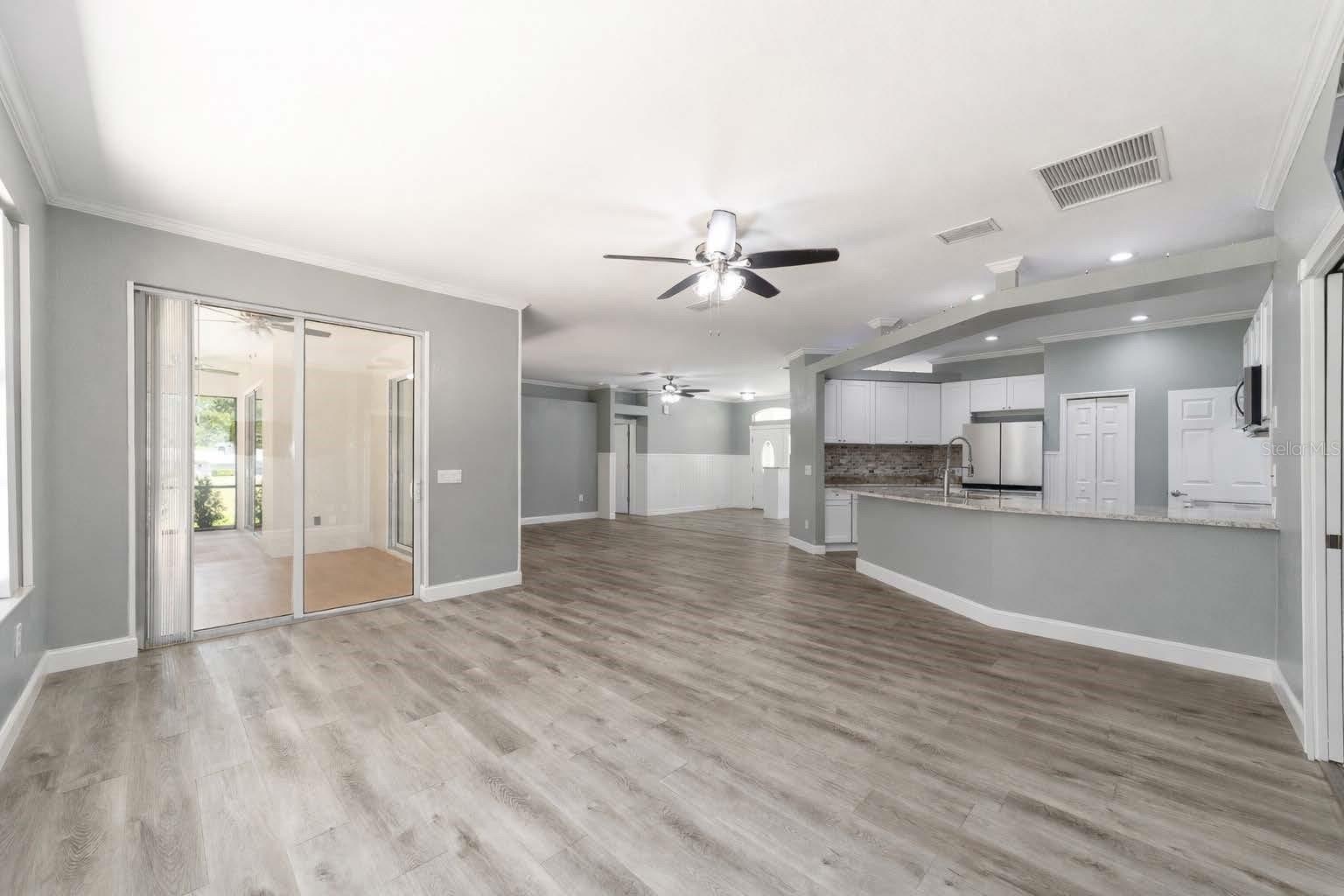 RAINBOW SPGS CNTRY CLUB ESTATE - Residential