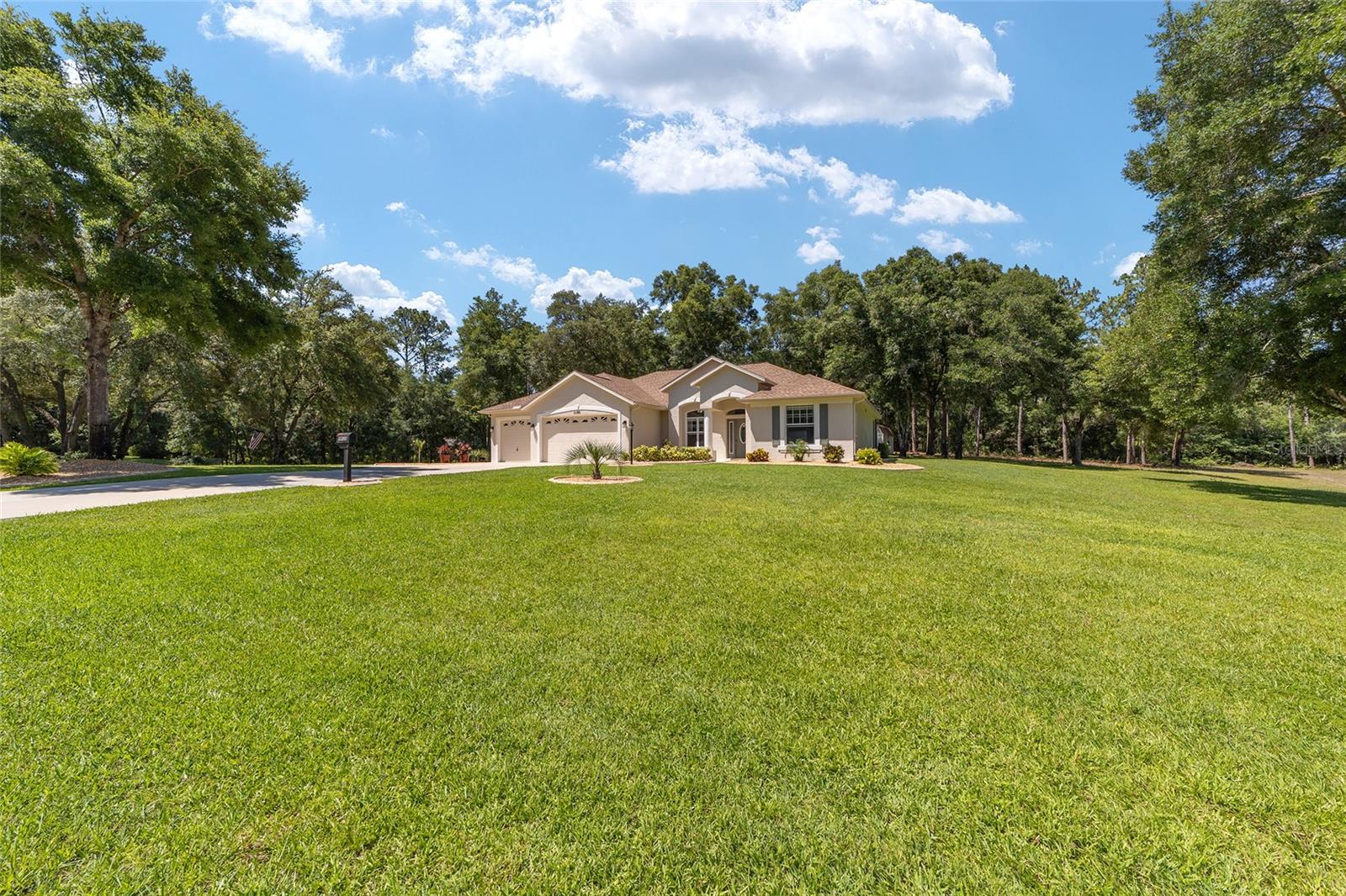 RAINBOW SPGS CNTRY CLUB ESTATE - Residential