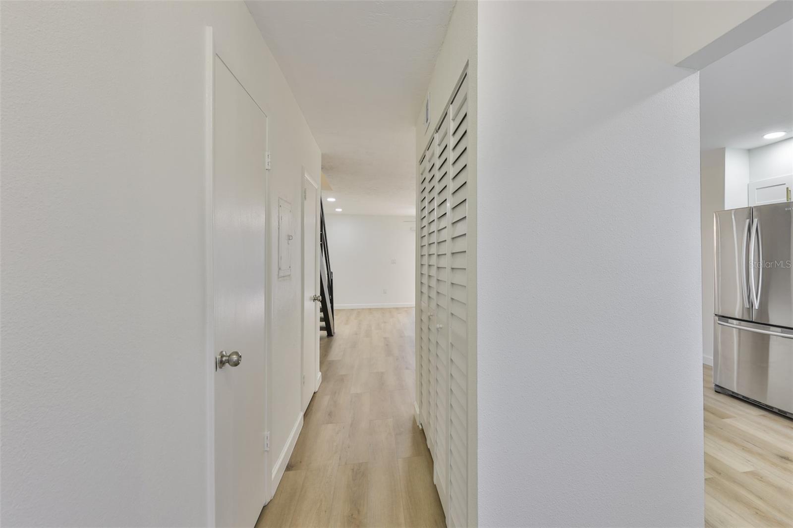 WHISPER WOOD TWNHMS CONDO - Residential Lease