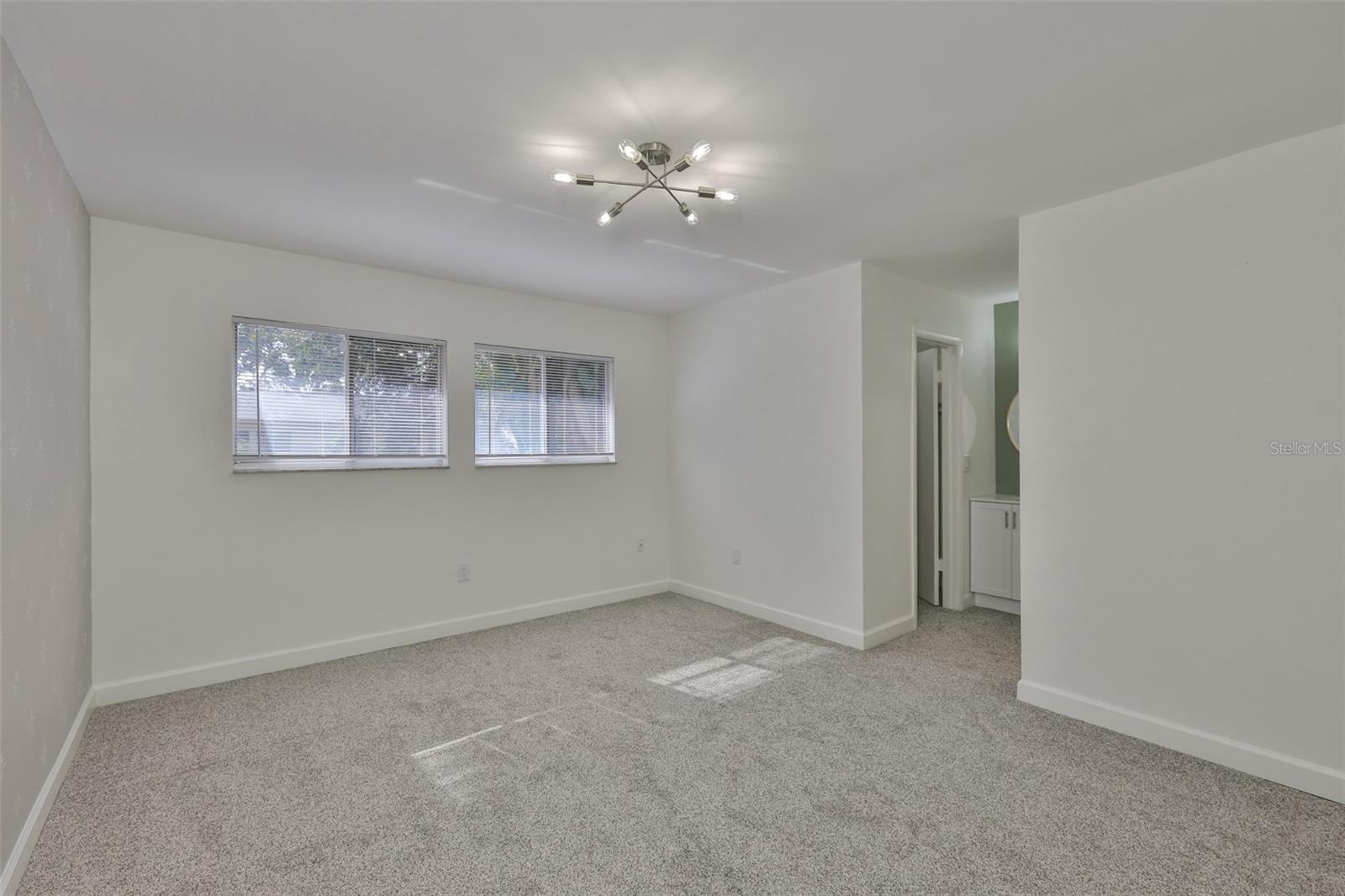 WHISPER WOOD TWNHMS CONDO - Residential Lease