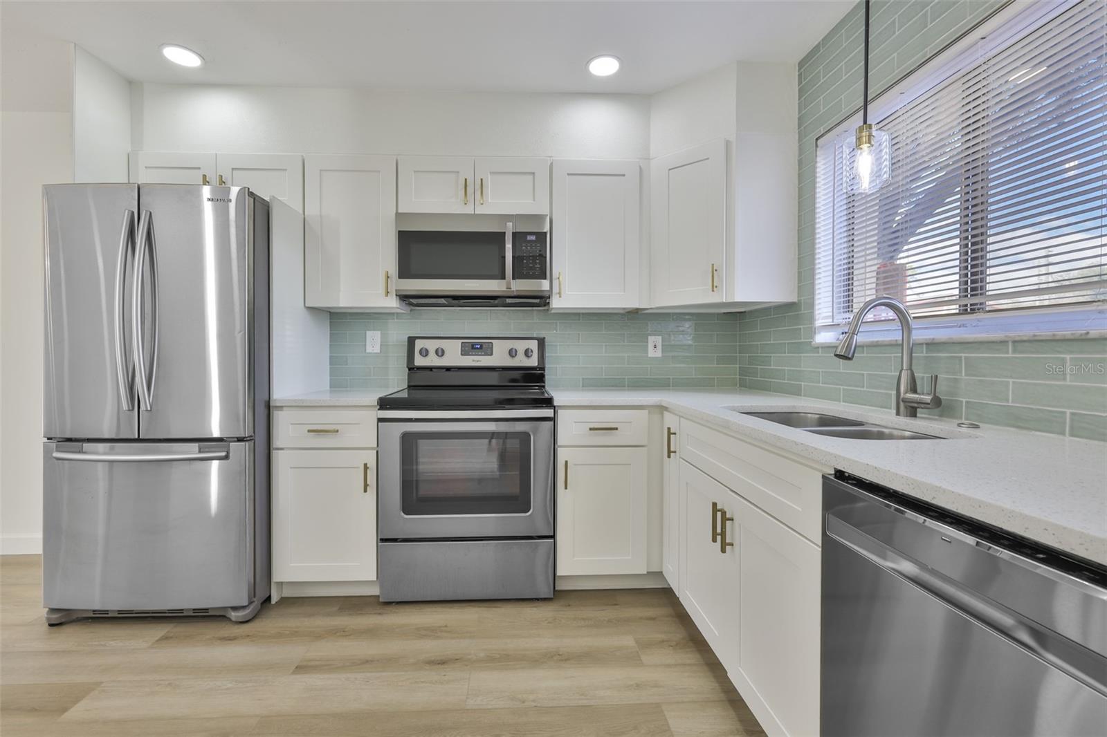 WHISPER WOOD TWNHMS CONDO - Residential Lease